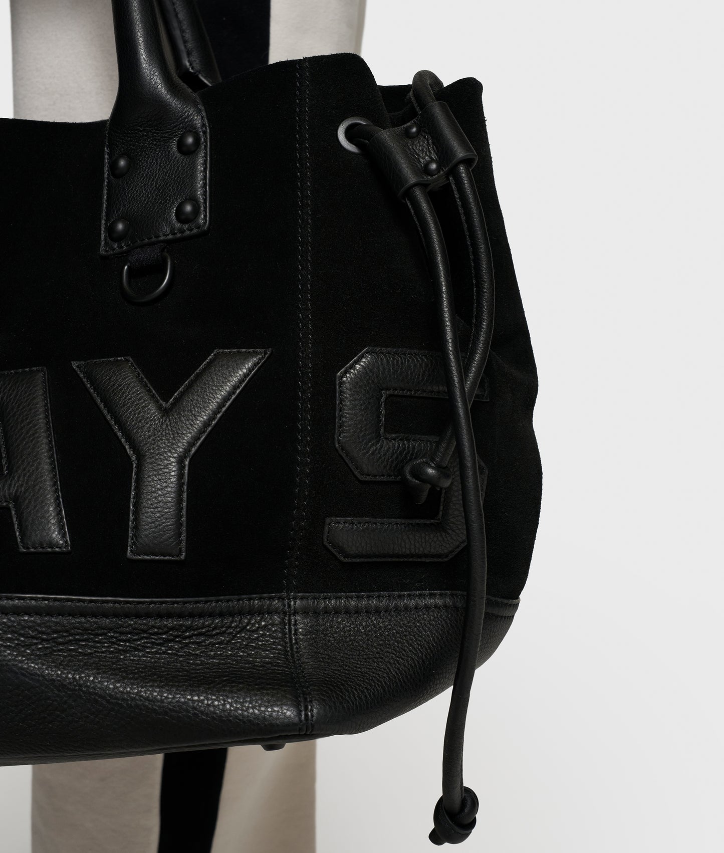 Leather Shopper black | Bildmaterial bereitgestellt von SHOES.PLEASE.