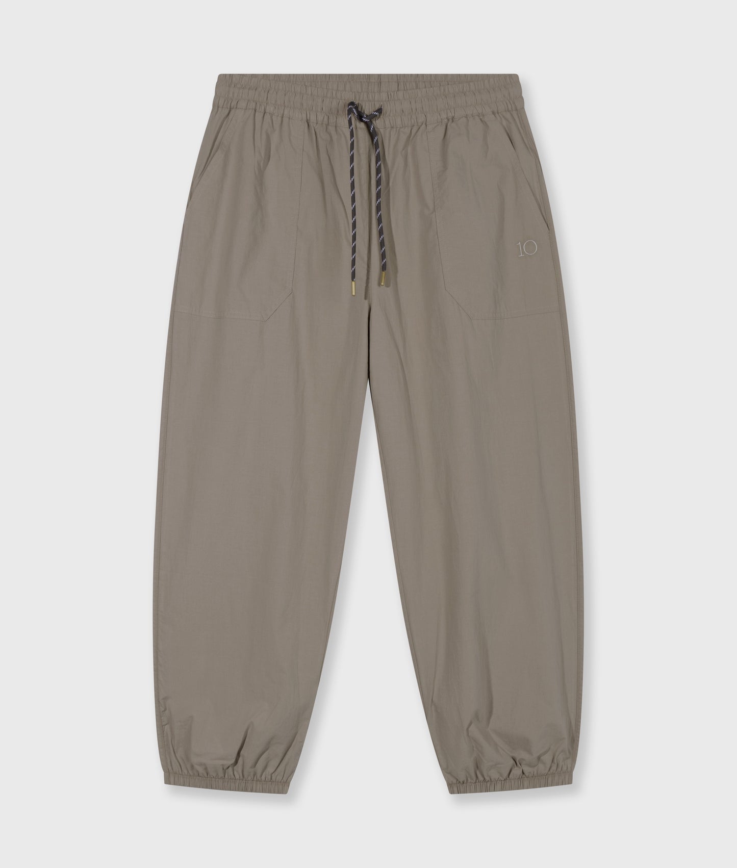 crinkle jogger fog | Bildmaterial bereitgestellt von SHOES.PLEASE.