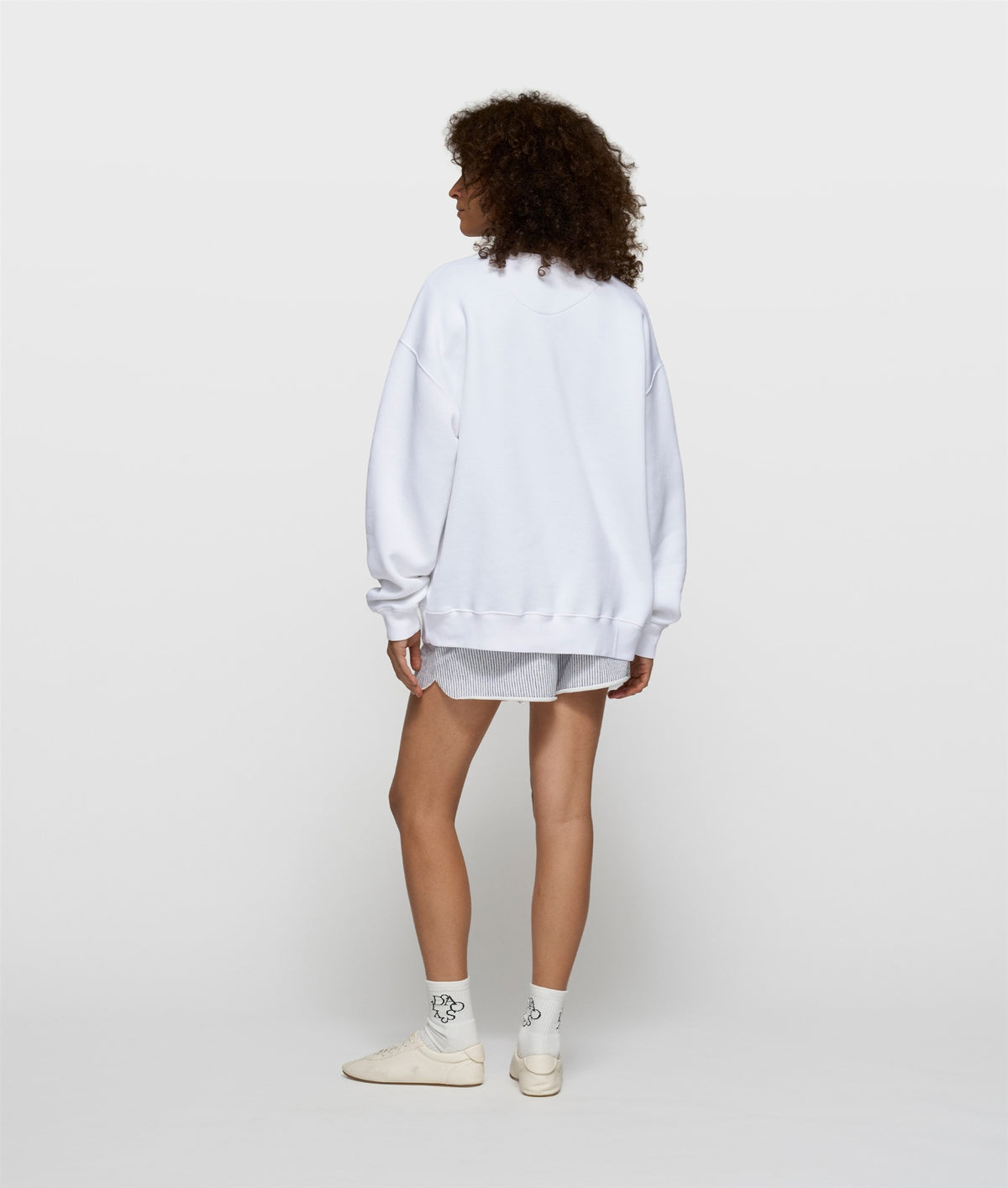 Statement Sweater Smile white | Bildmaterial bereitgestellt von SHOES.PLEASE.