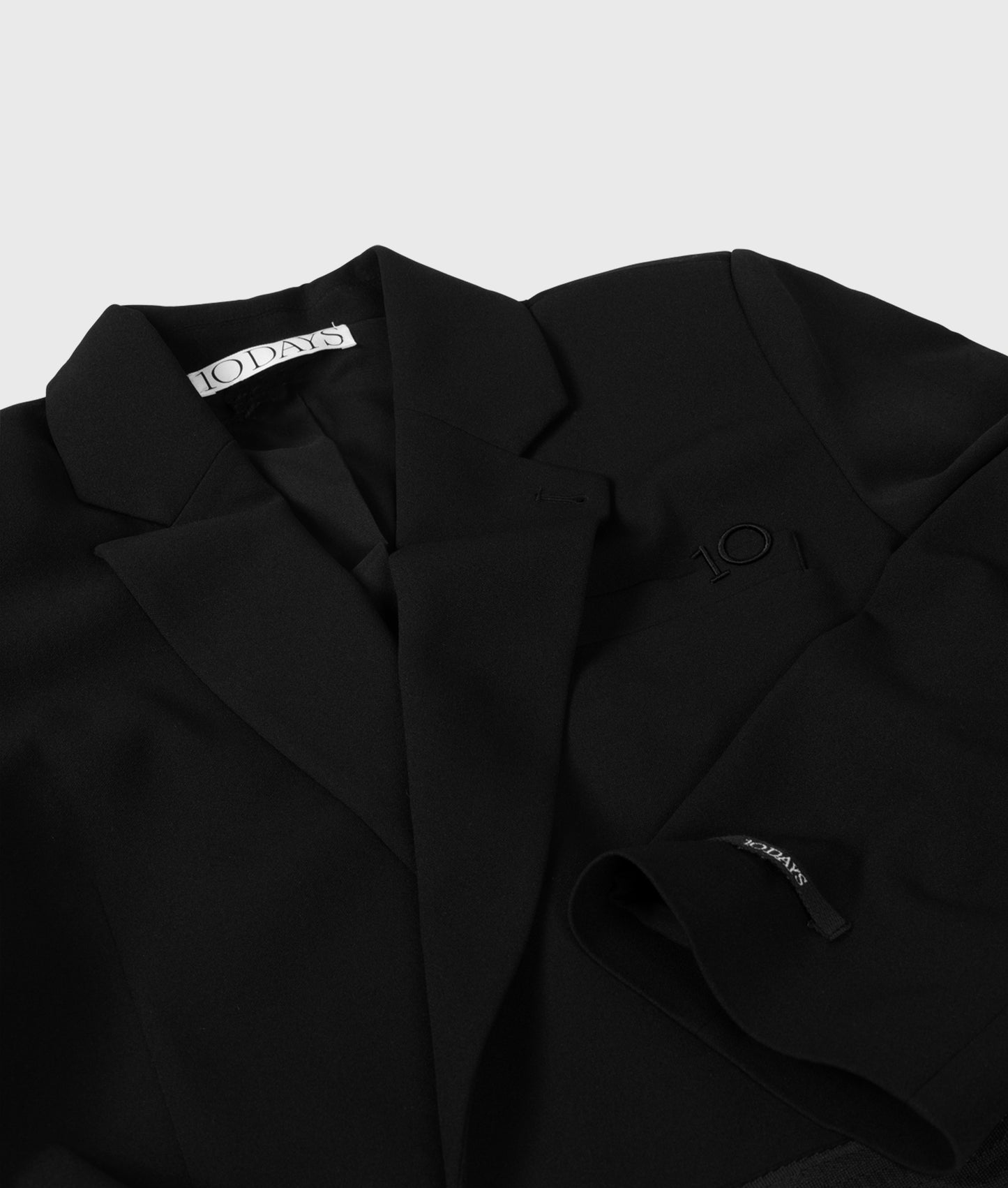 Belted Blazer Crepe black | Bildmaterial bereitgestellt von SHOES.PLEASE.