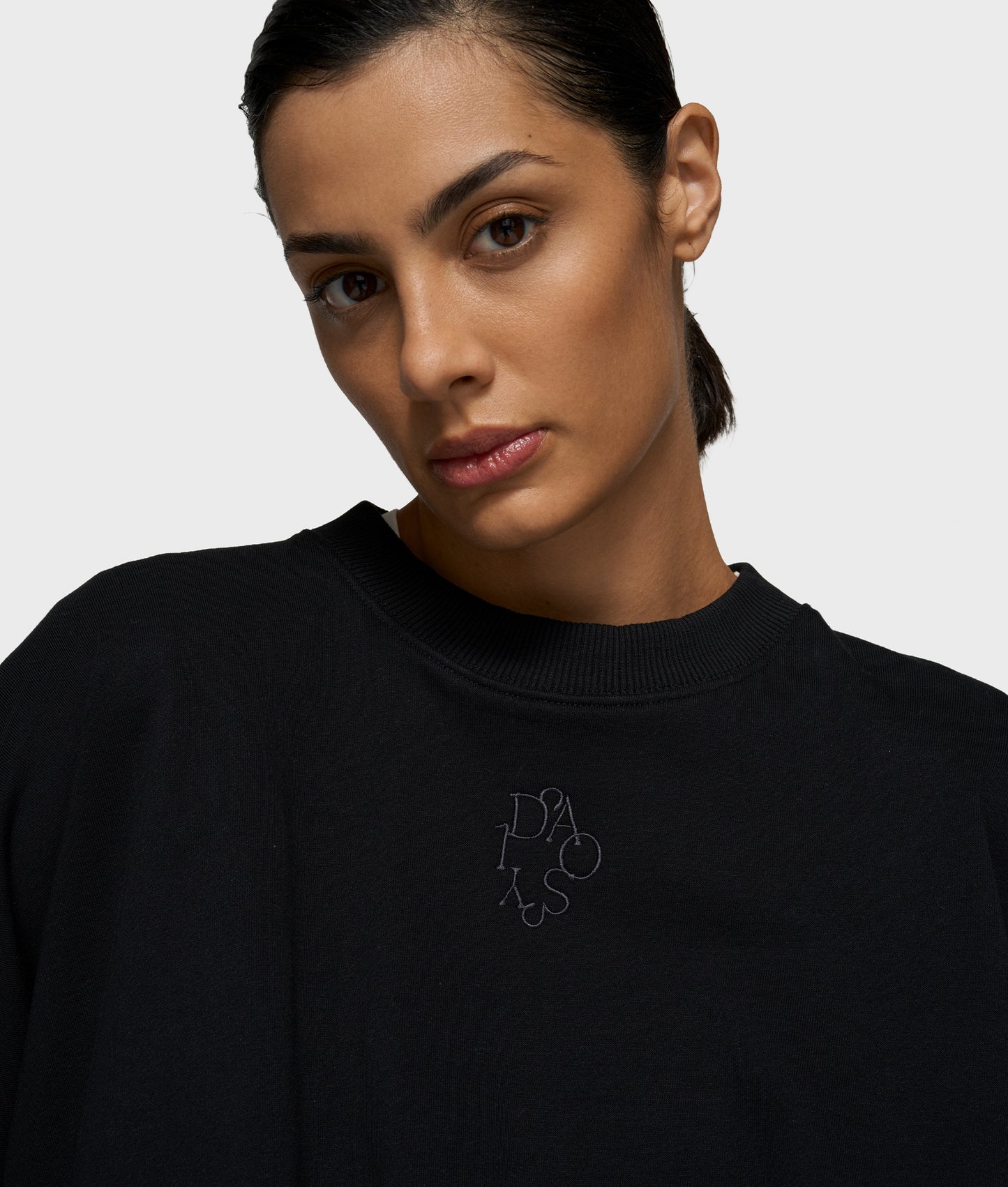 Sweater Pleat black | Bildmaterial bereitgestellt von SHOES.PLEASE.