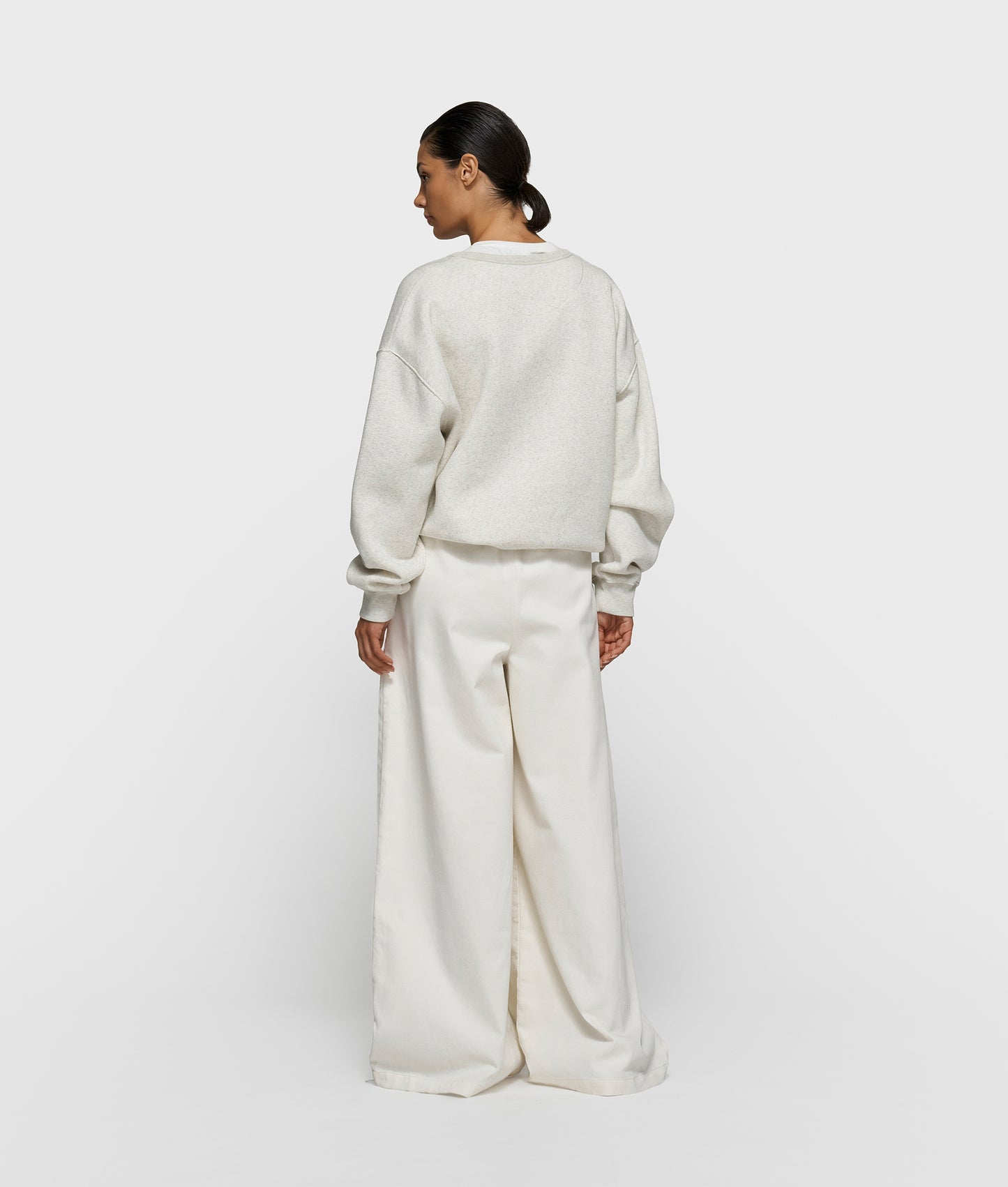 Wide Pants Jog Twill pearl | Bildmaterial bereitgestellt von SHOES.PLEASE.