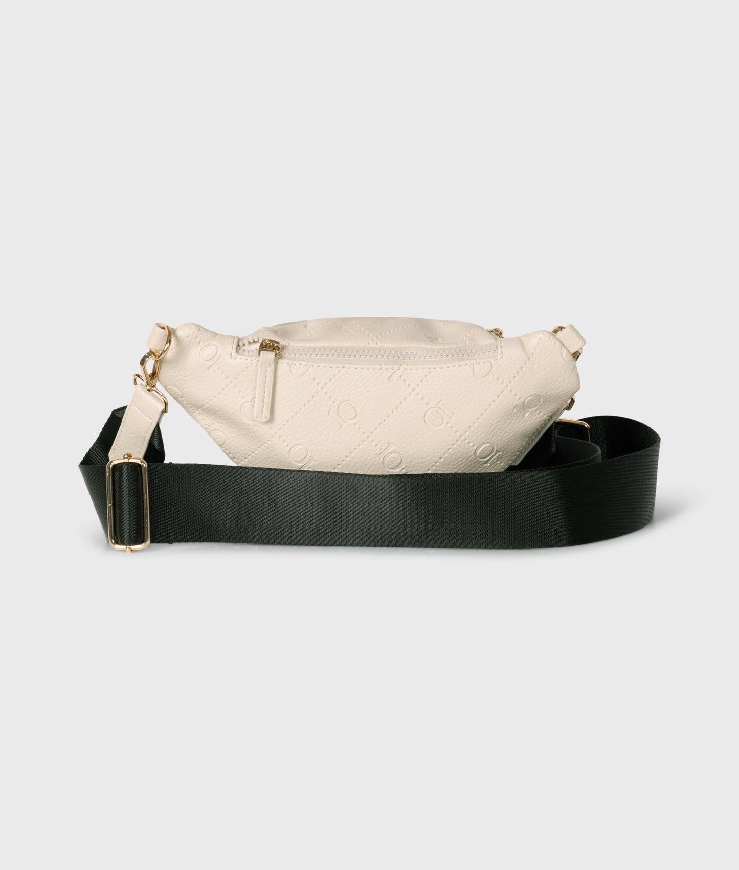 Fanny Pack Monogram pearl | Bildmaterial bereitgestellt von SHOES.PLEASE.