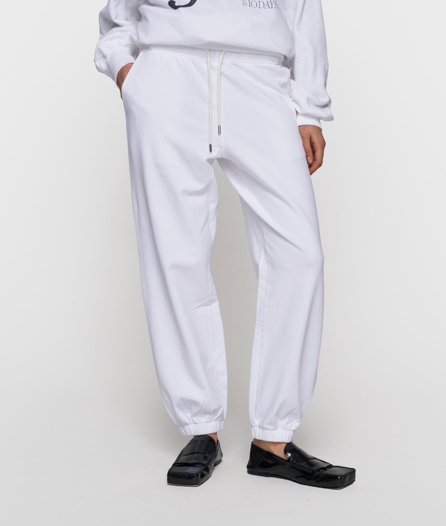 Gelati Bar Jogger white | Bildmaterial bereitgestellt von SHOES.PLEASE.