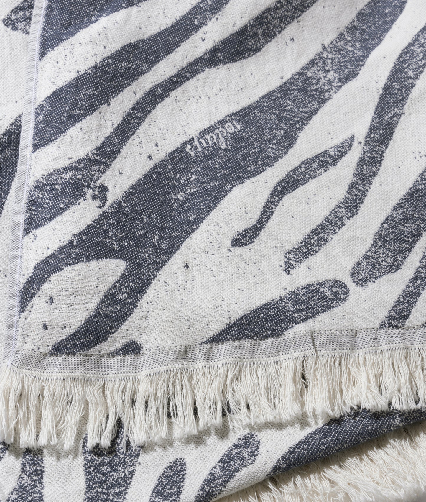 Hamam Towel Zebra light vanilla | Bildmaterial bereitgestellt von SHOES.PLEASE.
