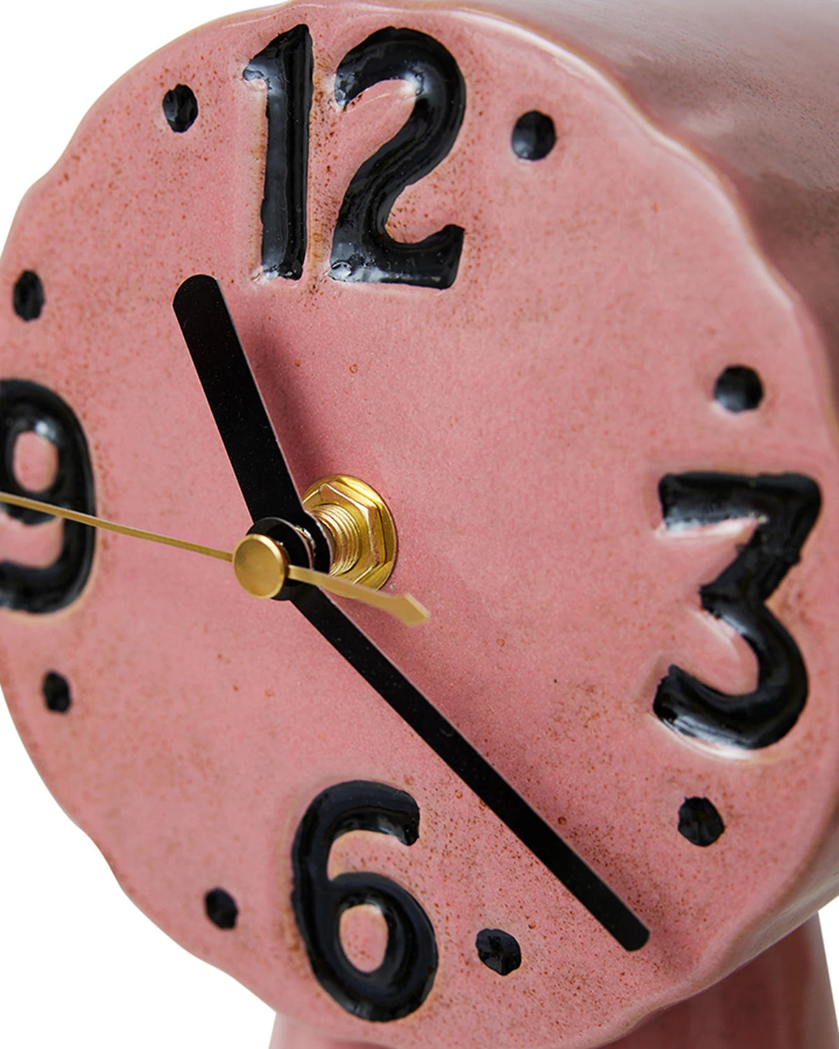 Retro ceramic clock pink | Bildmaterial bereitgestellt von SHOES.PLEASE.