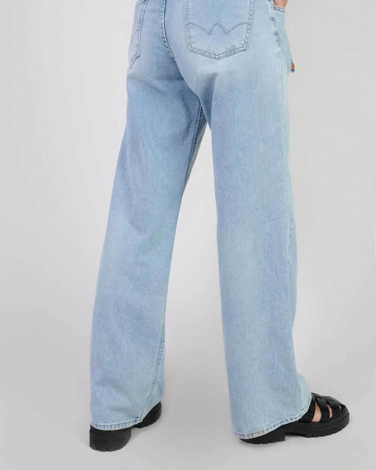 Femme JEAN LAURYN JAB blue | Bildmaterial bereitgestellt von SHOES.PLEASE.
