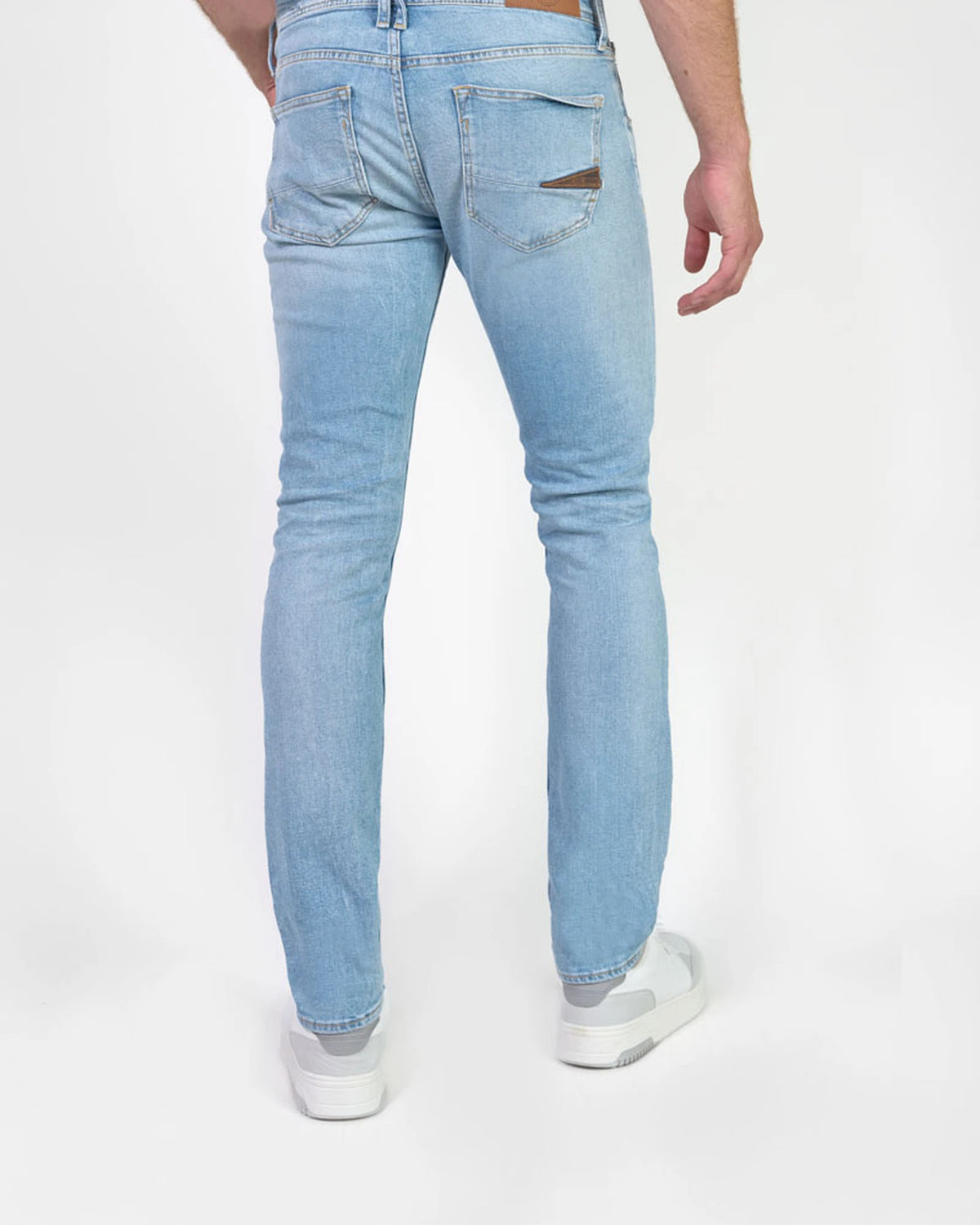 Homme JEAN BARON blue | Bildmaterial bereitgestellt von SHOES.PLEASE.