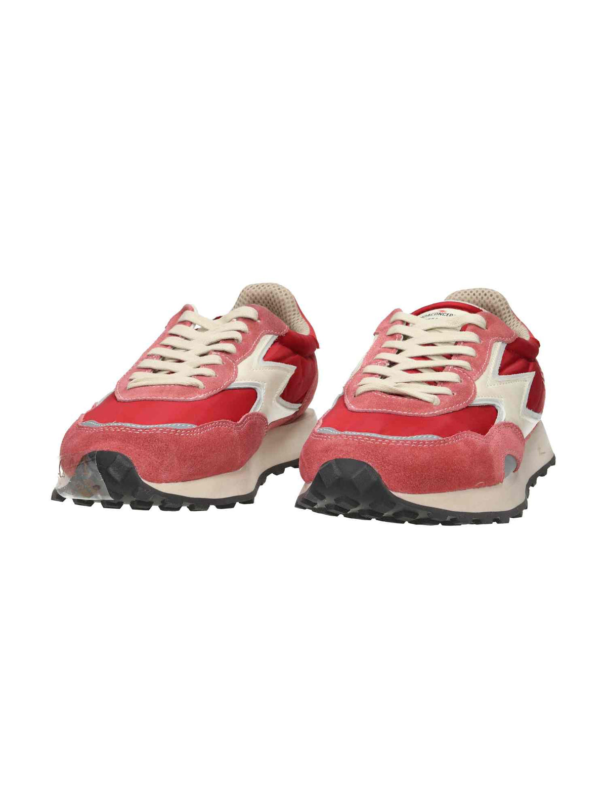 Hype Red Washed red | Bildmaterial bereitgestellt von SHOES.PLEASE.