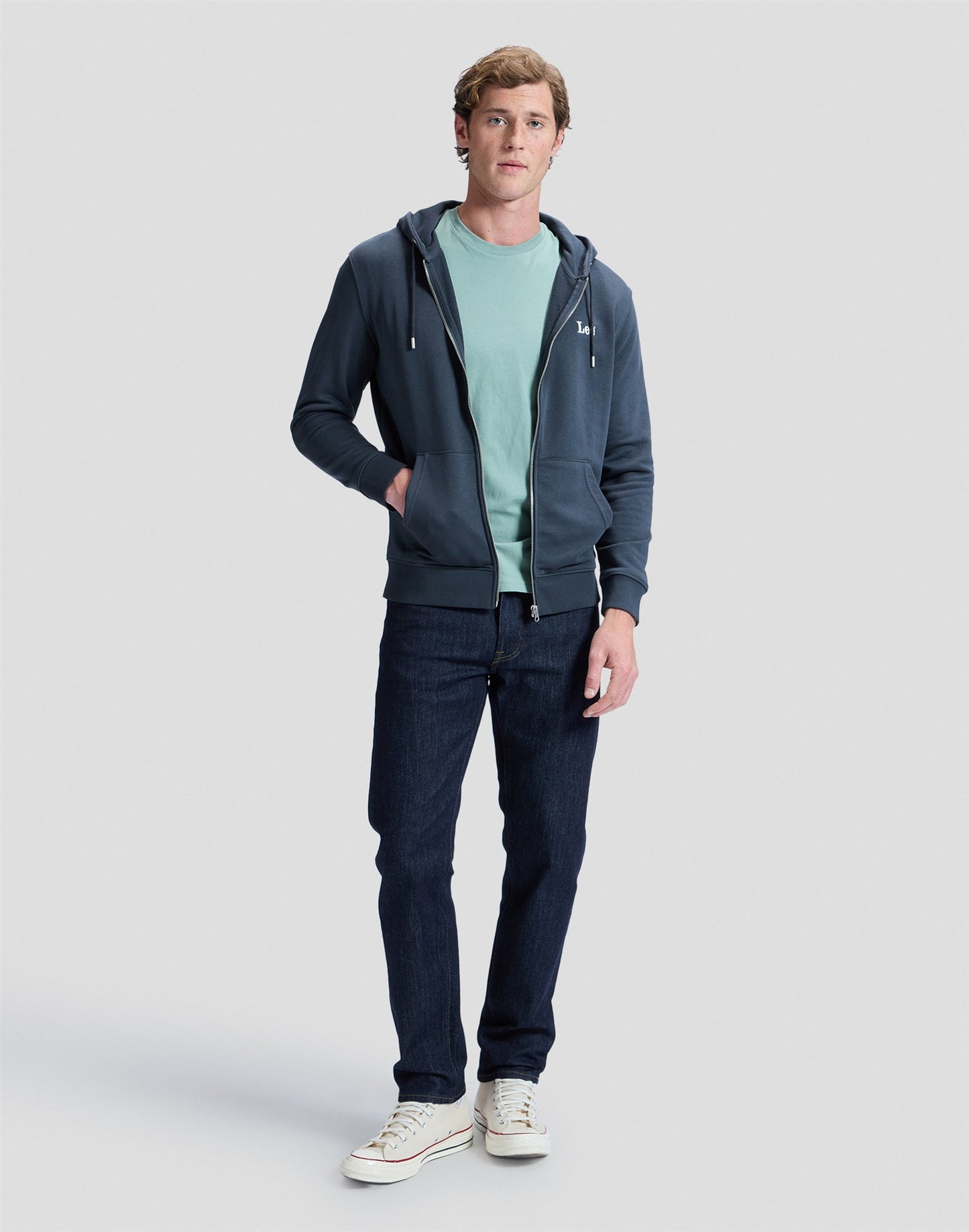 DAREN_ZIP_FLY RINSE medium denim | Bildmaterial bereitgestellt von SHOES.PLEASE.