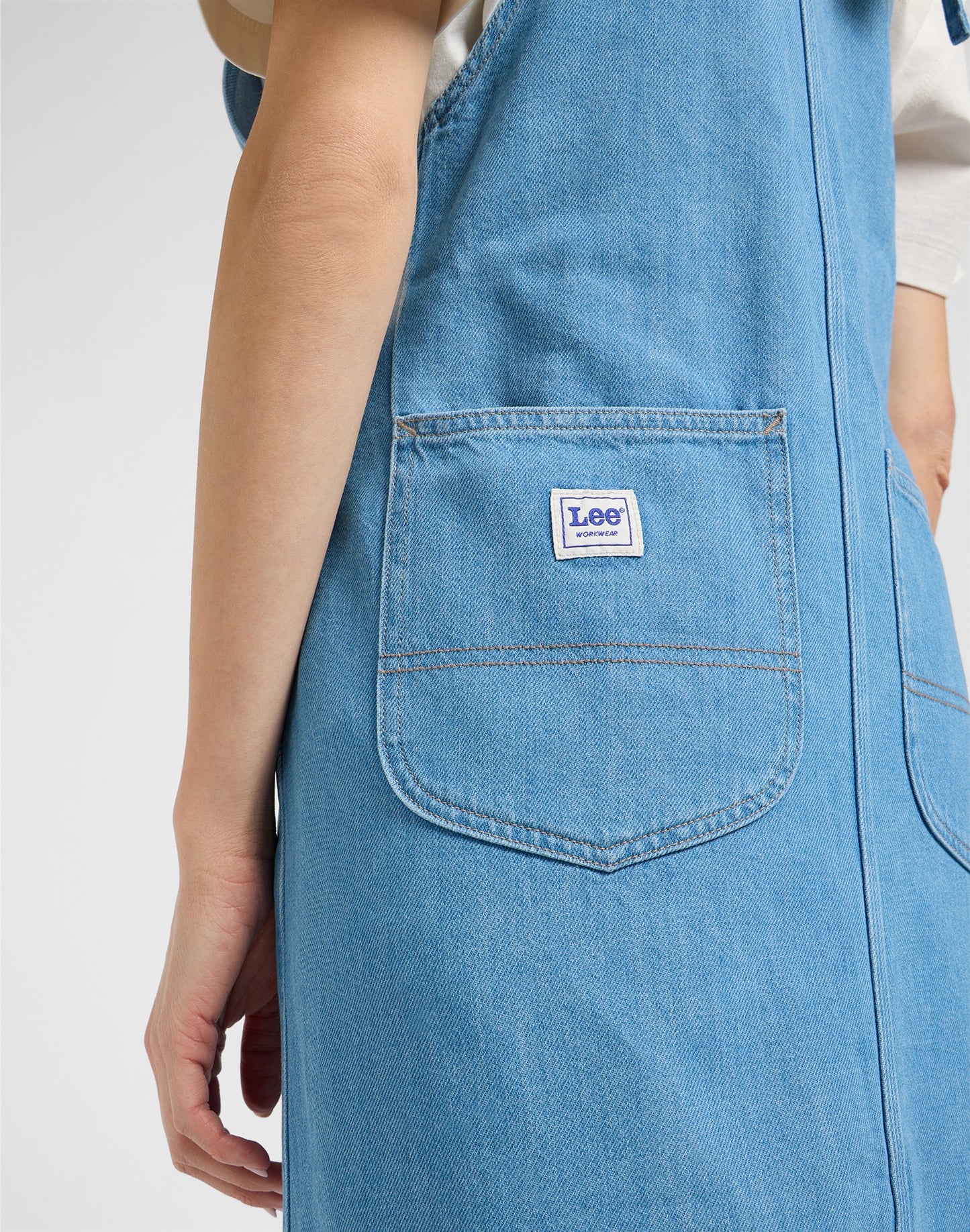 LOOSE OVERALL DRESS BRAND NEW BLUE denim blue | Bildmaterial bereitgestellt von SHOES.PLEASE.