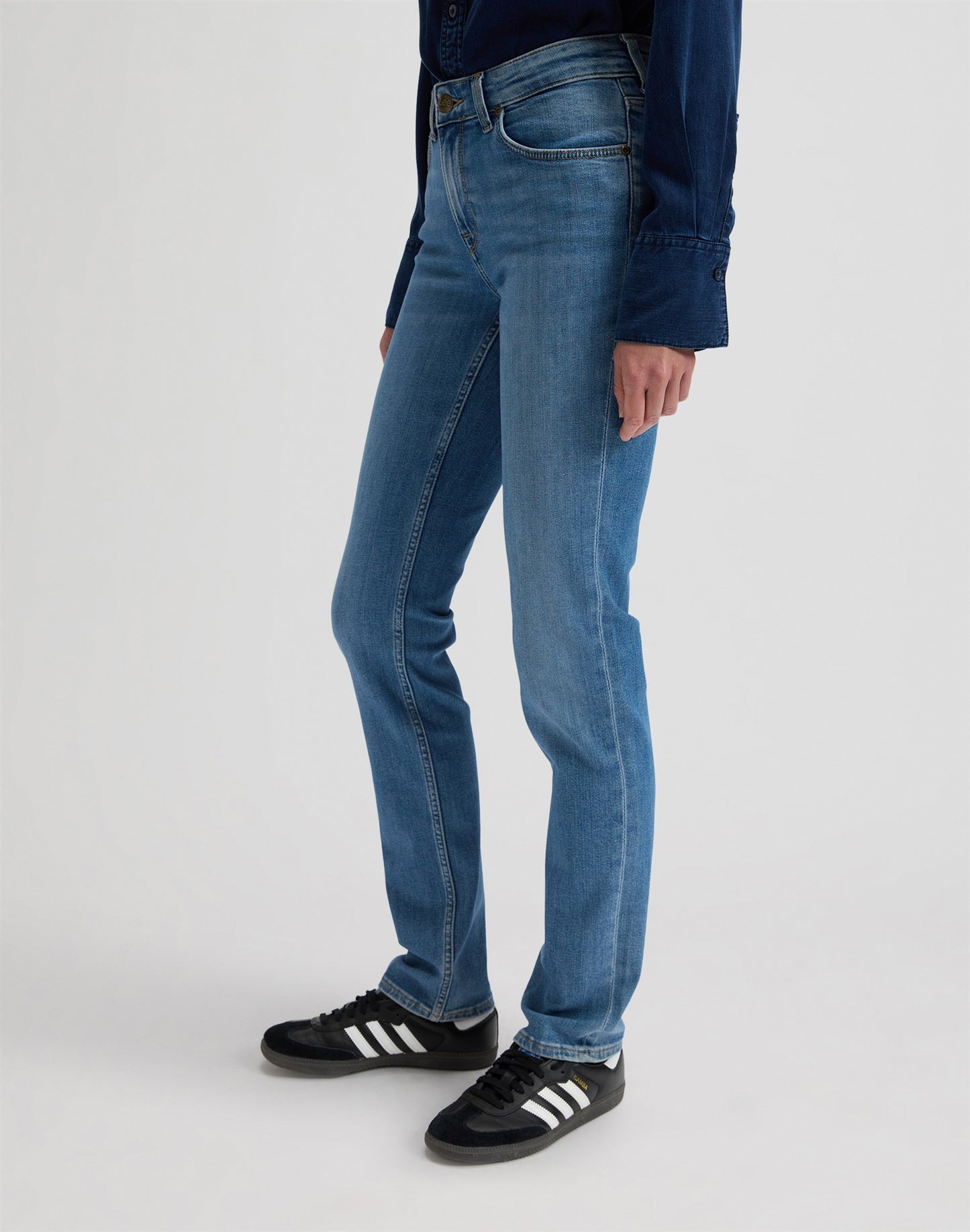 MARION cyber blue | Bildmaterial bereitgestellt von SHOES.PLEASE.