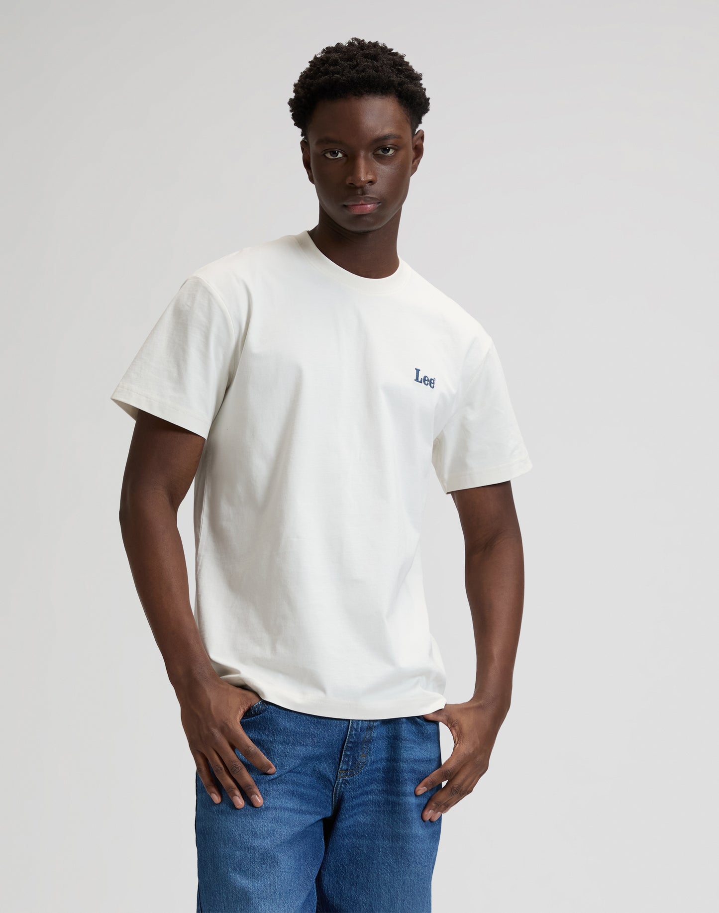 SS SMALL LOGO TEE natural | Bildmaterial bereitgestellt von SHOES.PLEASE.