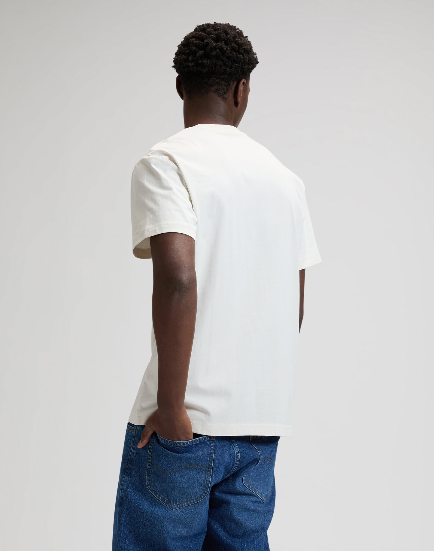 SS SMALL LOGO TEE natural | Bildmaterial bereitgestellt von SHOES.PLEASE.