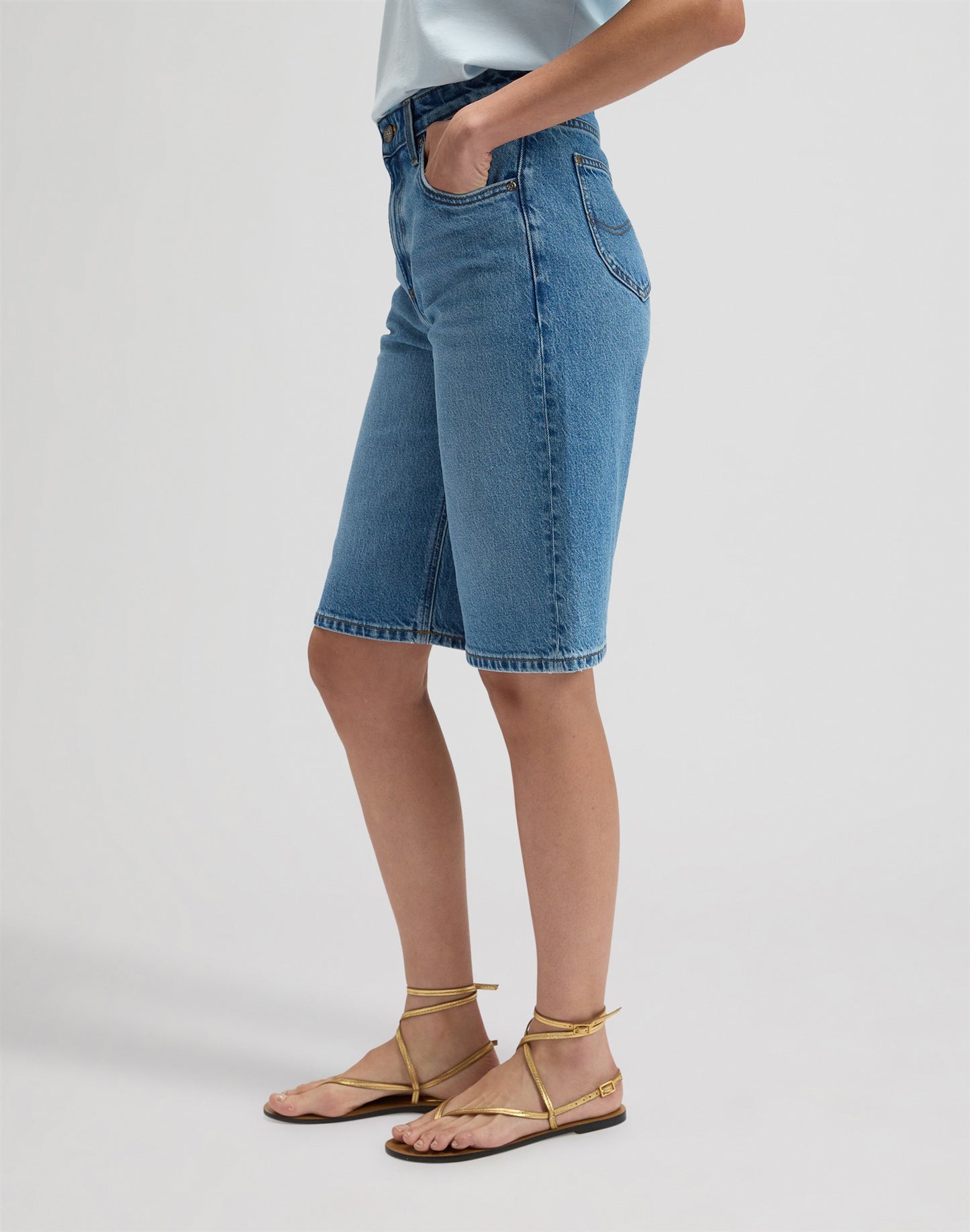 JORT tinted blue | Bildmaterial bereitgestellt von SHOES.PLEASE.