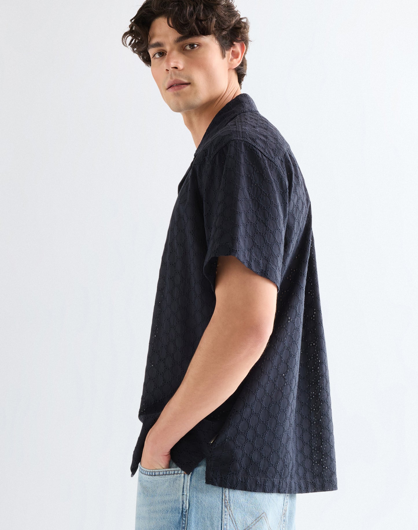 SS RESORT SHIRT dark navy | Bildmaterial bereitgestellt von SHOES.PLEASE.