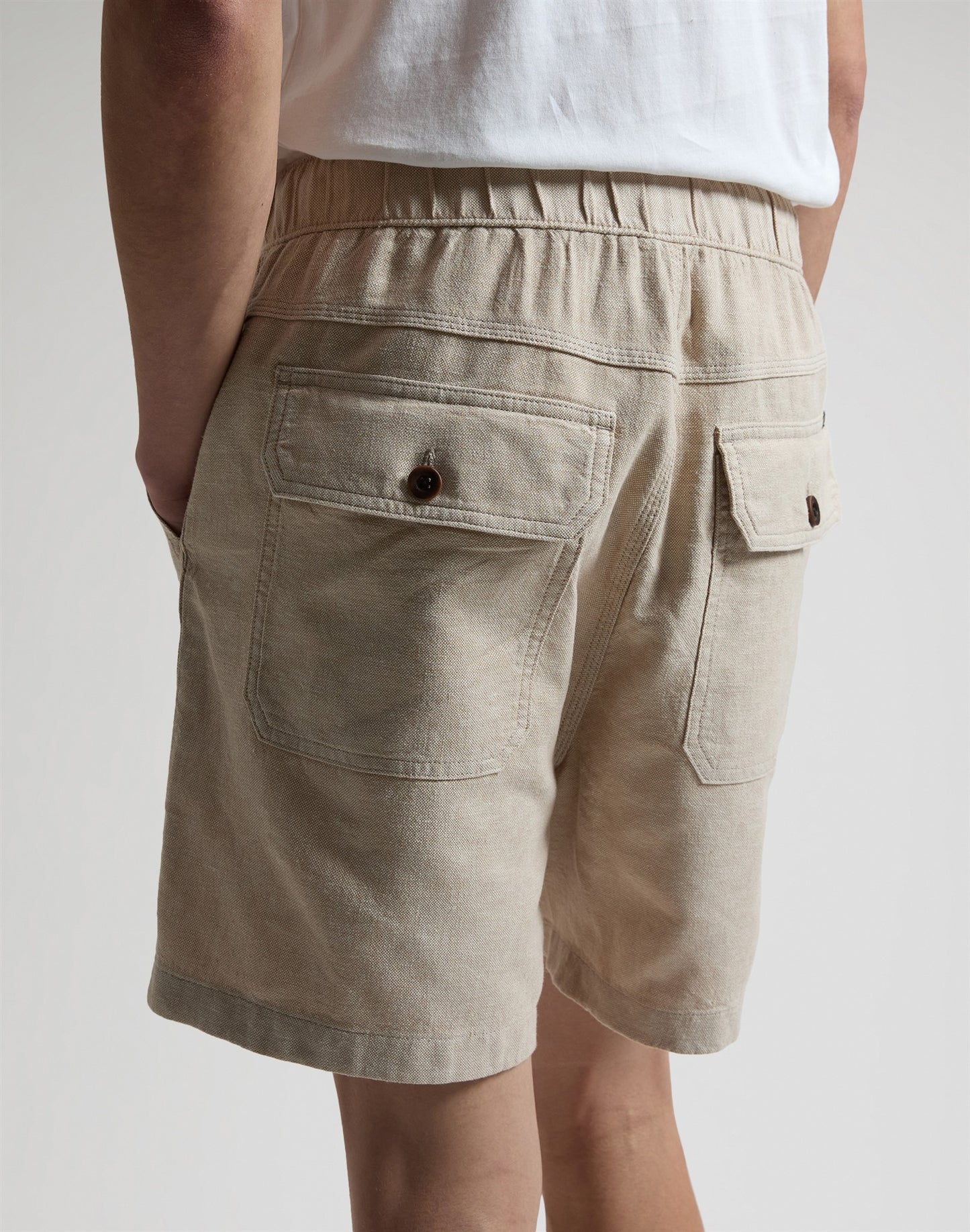 UTILITY PULL ON SHORT wheat | Bildmaterial bereitgestellt von SHOES.PLEASE.