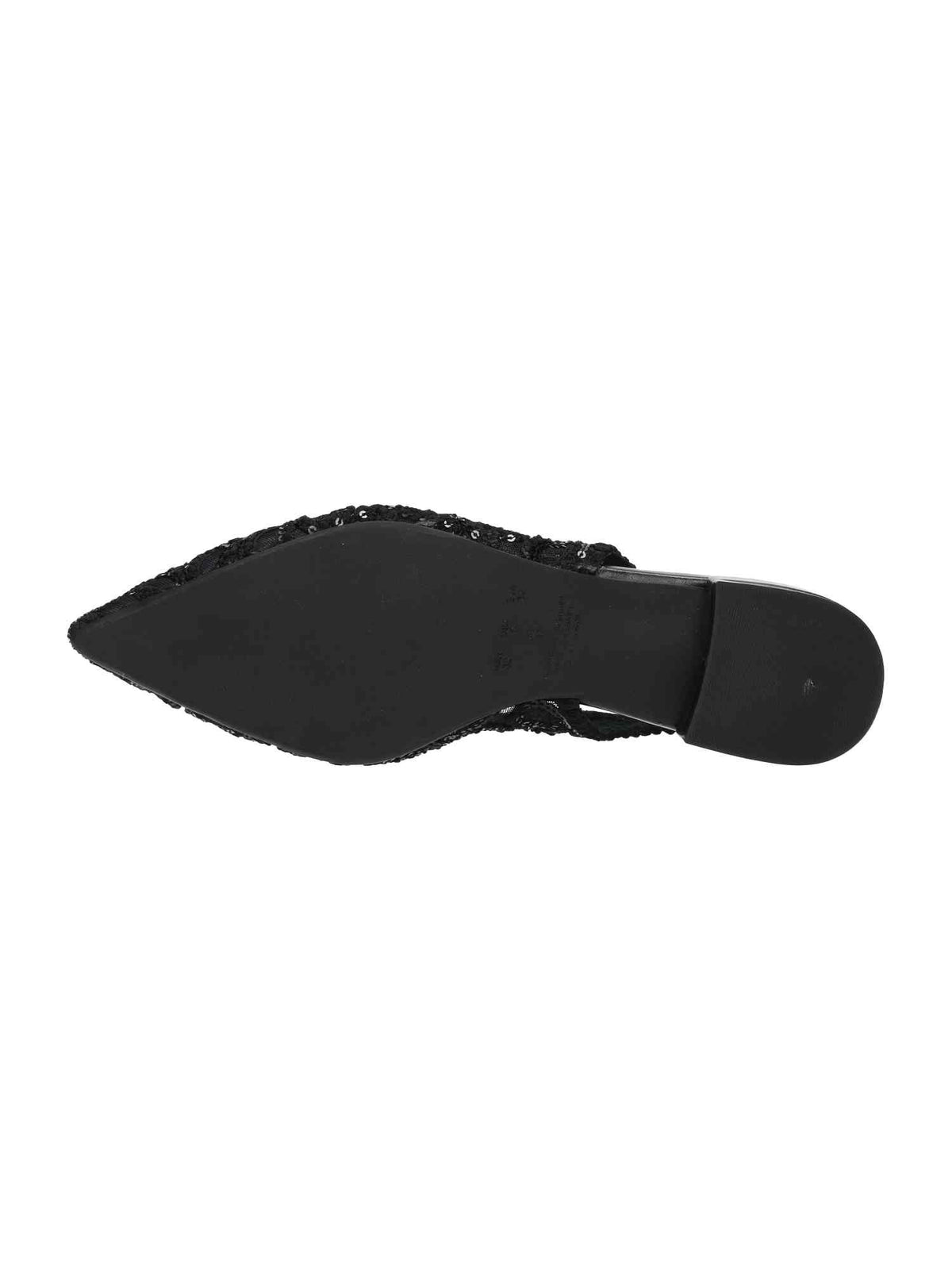 372053 Crochet preto | Bildmaterial bereitgestellt von SHOES.PLEASE.