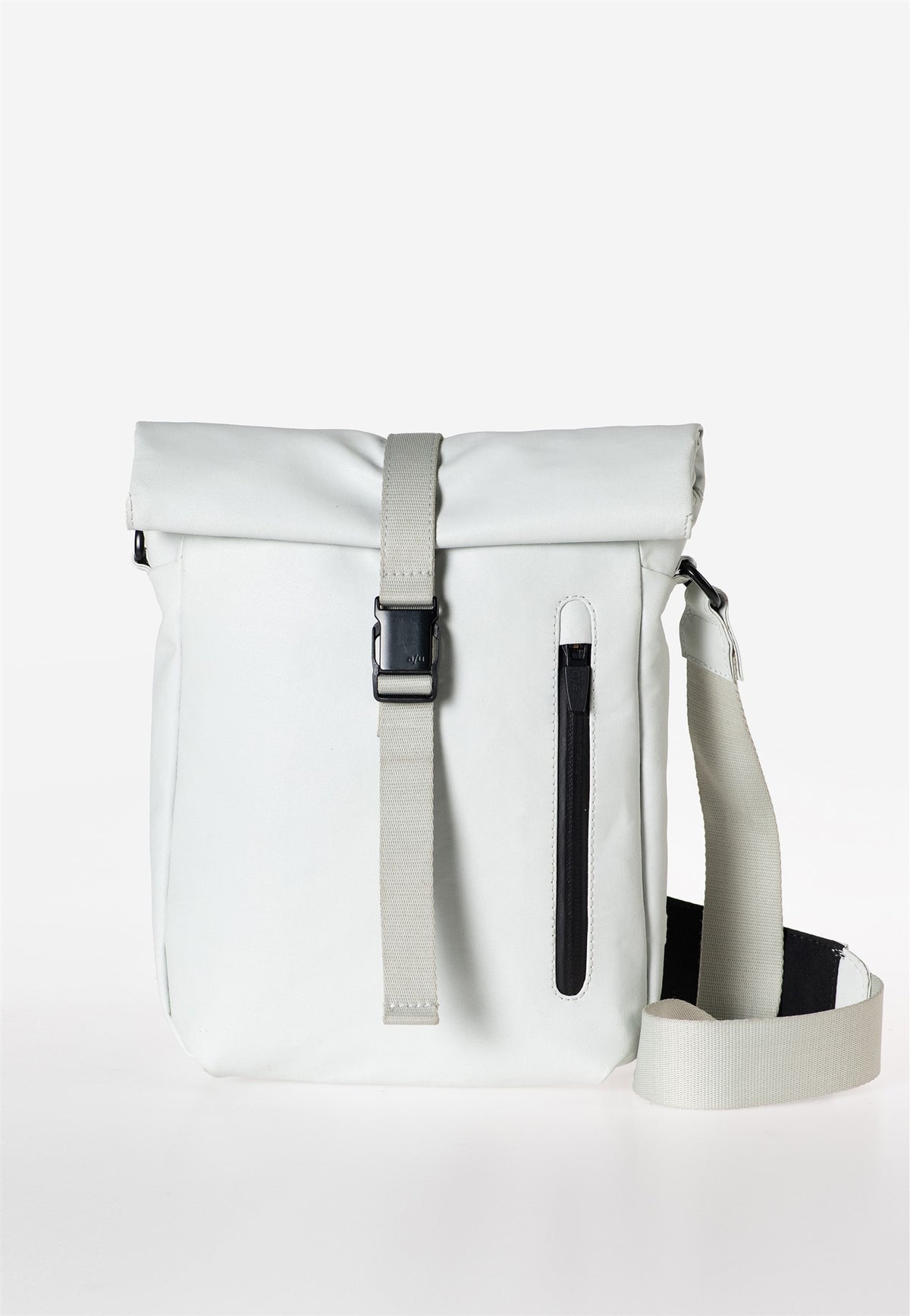 Kuji RE Rolltop Umhängetasche Japan RE cloud nine | Bildmaterial bereitgestellt von SHOES.PLEASE.
