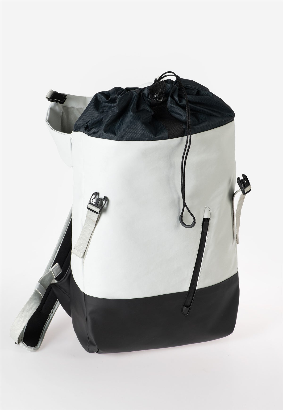 Niyodo RE Rucksack Japan RE cloud nine | Bildmaterial bereitgestellt von SHOES.PLEASE.