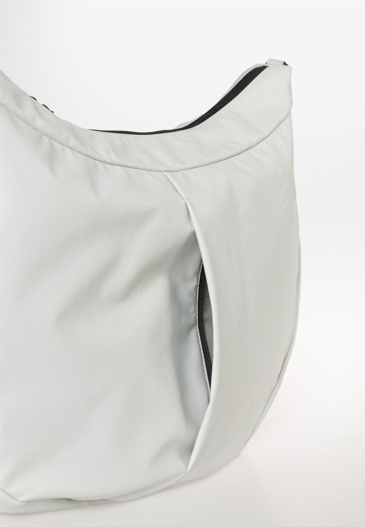 Miyagawa Halfmoon Bag Japan RE LITE cloud nine | Bildmaterial bereitgestellt von SHOES.PLEASE.