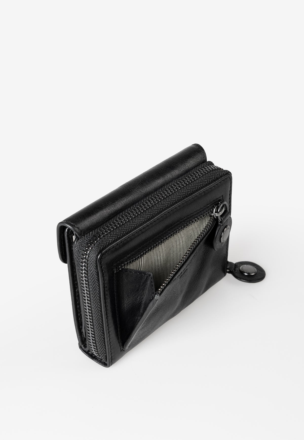 Lesley RV-Börse Grandma's Luxury Club black smoke | Bildmaterial bereitgestellt von SHOES.PLEASE.