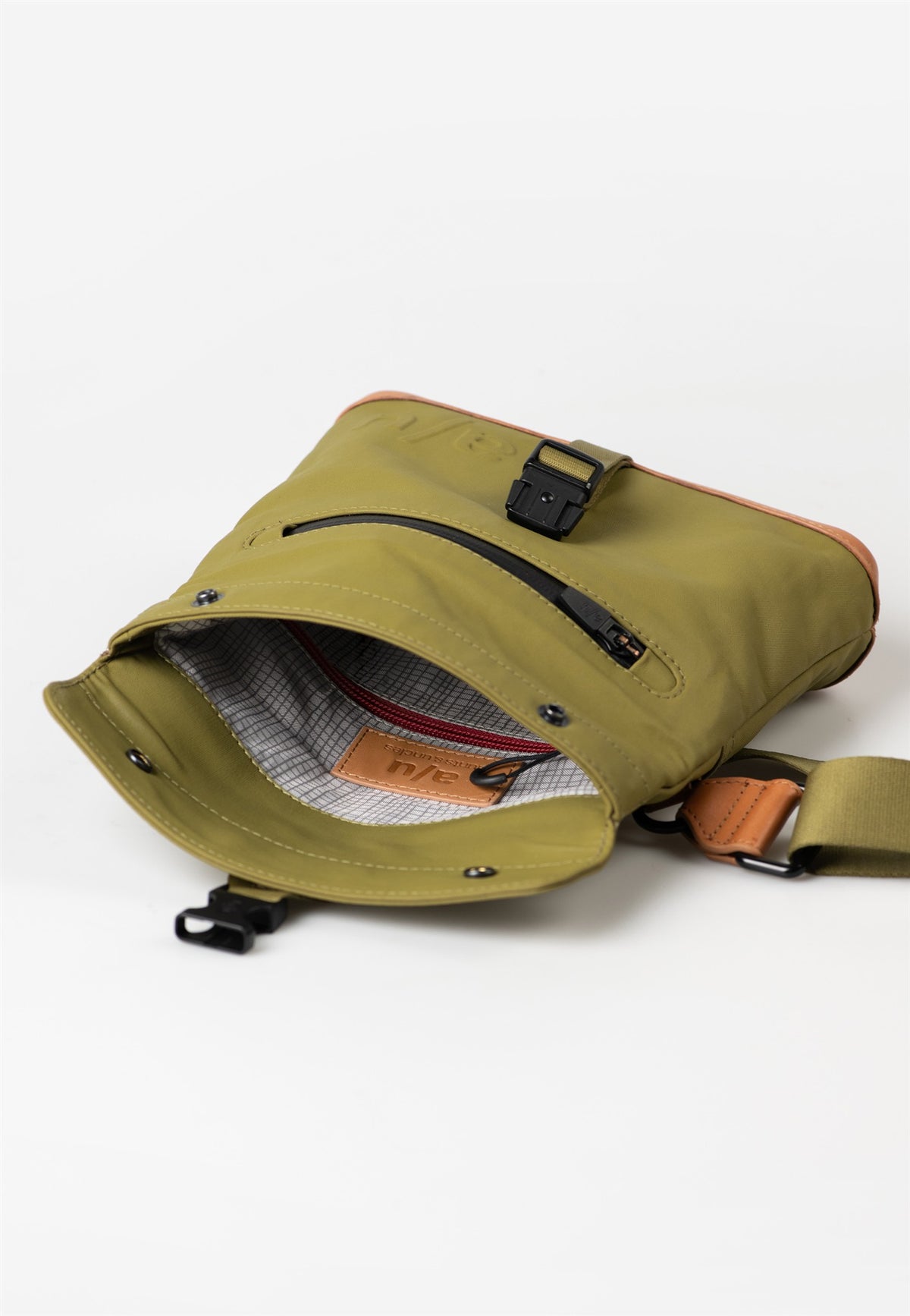 Tsu Bauchtasche Japan marshland | Bildmaterial bereitgestellt von SHOES.PLEASE.
