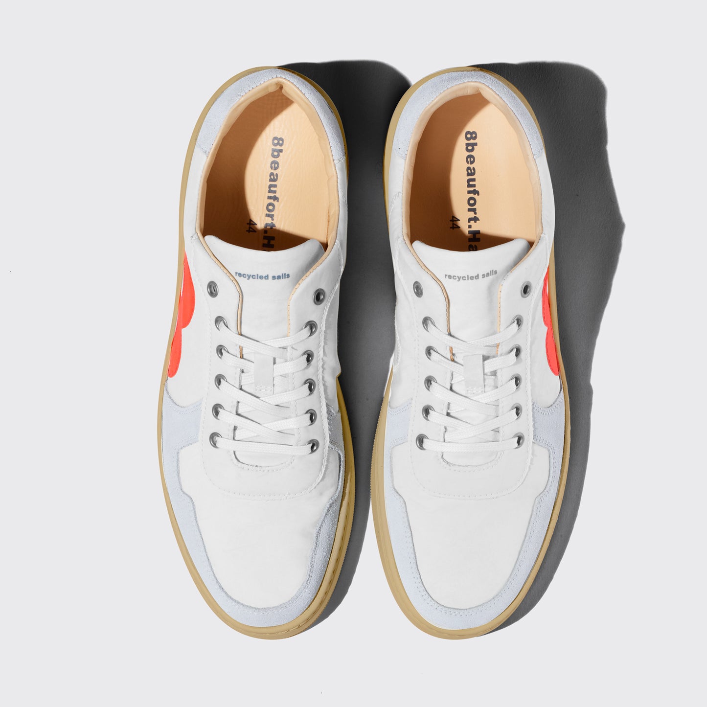 Galapagos Island gum beacon | Bildmaterial bereitgestellt von SHOES.PLEASE.
