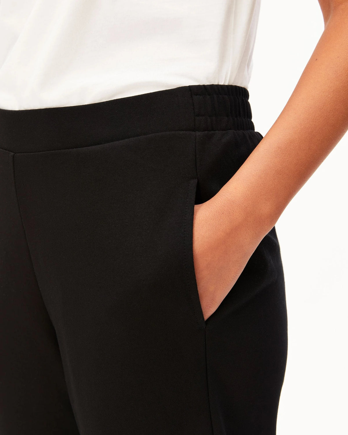 Magdaalena black | Bildmaterial bereitgestellt von SHOES.PLEASE.