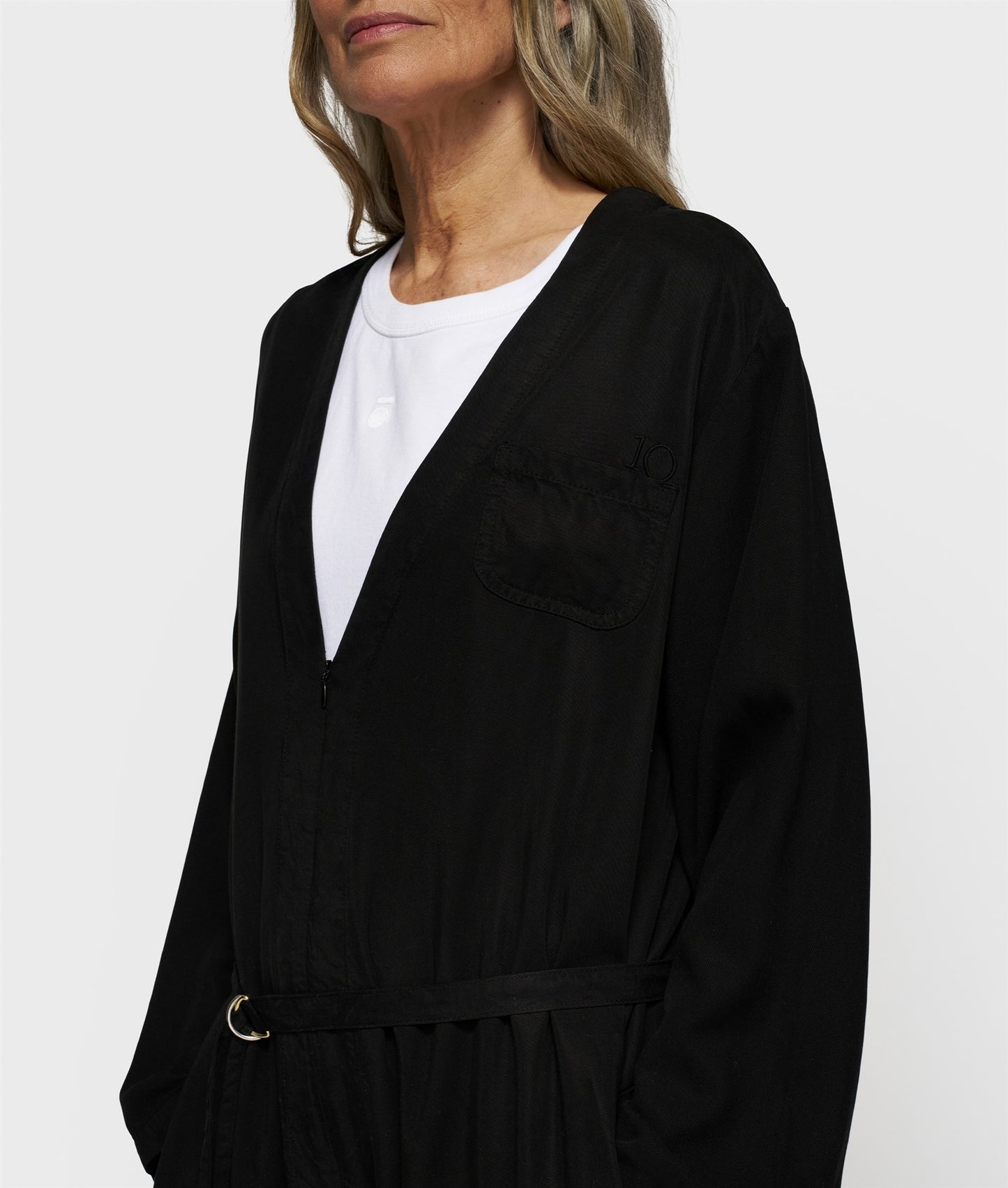 Comfort Jumpsuit Tencel black | Bildmaterial bereitgestellt von SHOES.PLEASE.