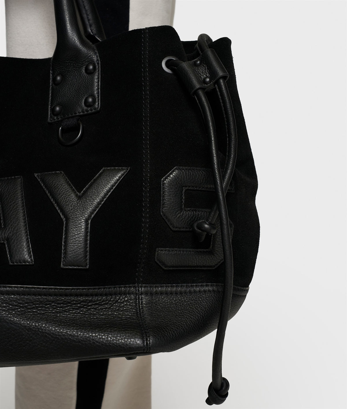 Leather Shopper black | Bildmaterial bereitgestellt von SHOES.PLEASE.