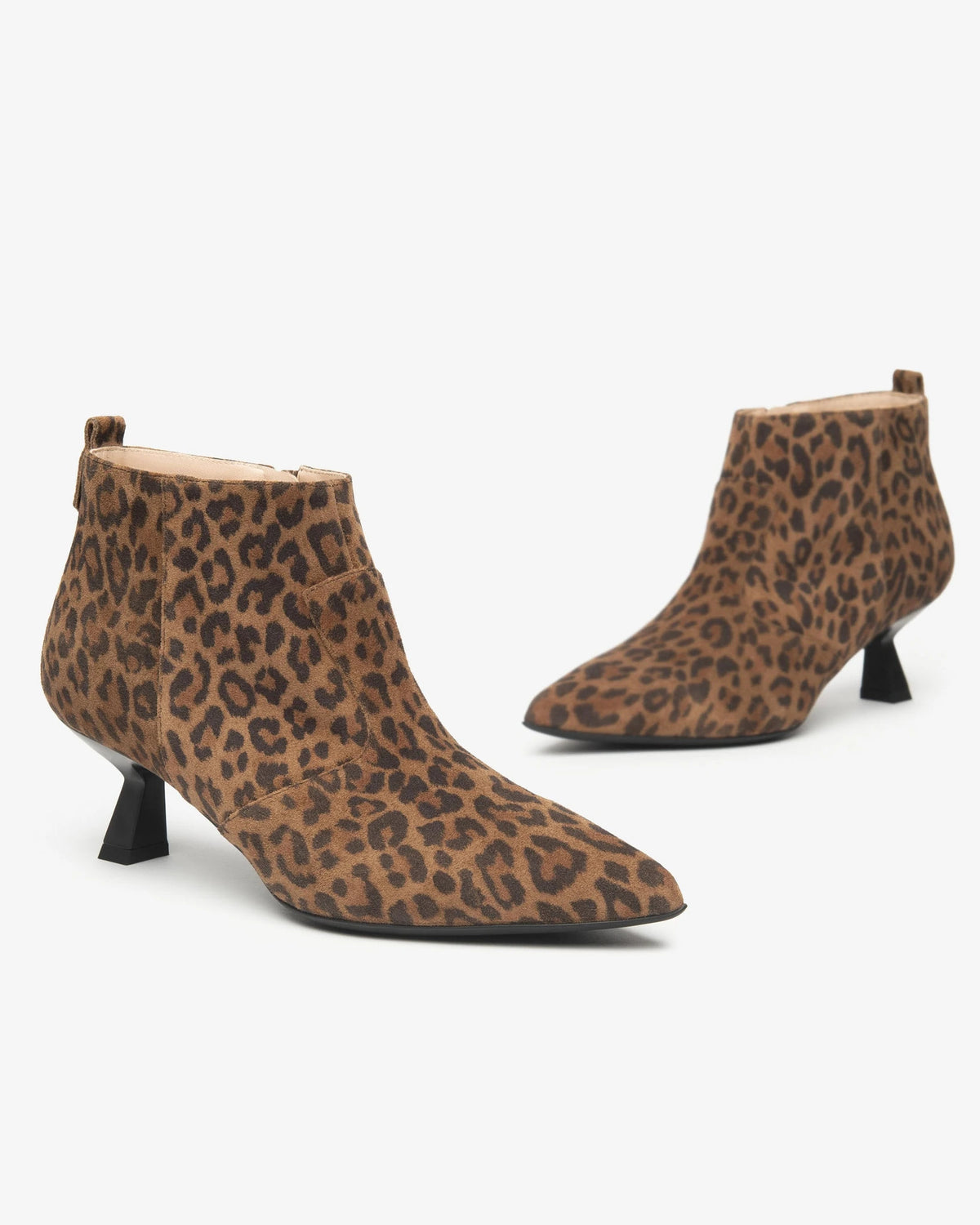 I514441De Volga Maculato 3767  Tpu Cleto Nero cleto nero leo | Bildmaterial bereitgestellt von SHOES.PLEASE.