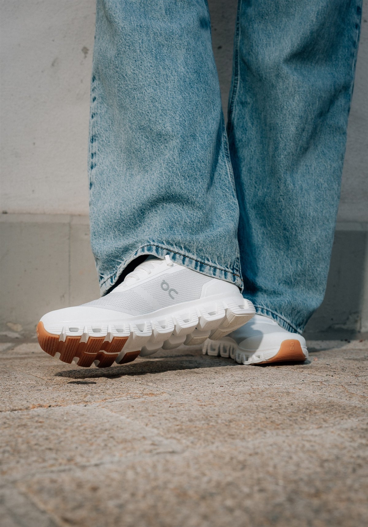 3MF10041200 M Cloud 6 Versa white/white | Bildmaterial bereitgestellt von SHOES.PLEASE.