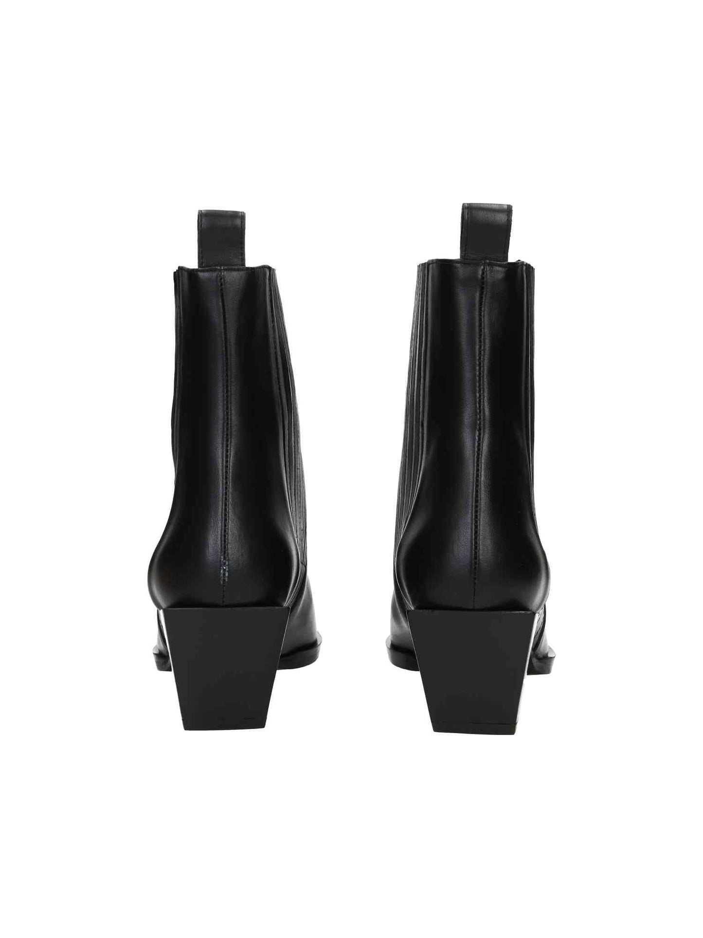 8332 Premier negro | Bildmaterial bereitgestellt von SHOES.PLEASE.