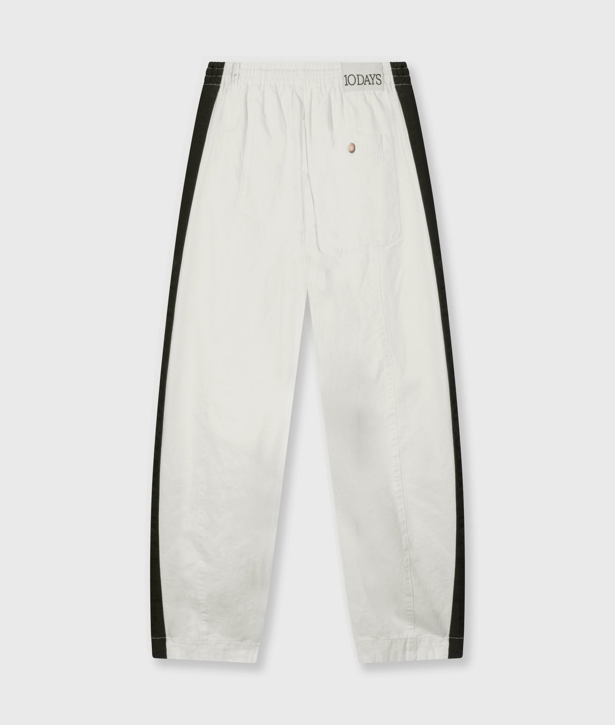 Wide Tapered Pants Twill ecru | Bildmaterial bereitgestellt von SHOES.PLEASE.
