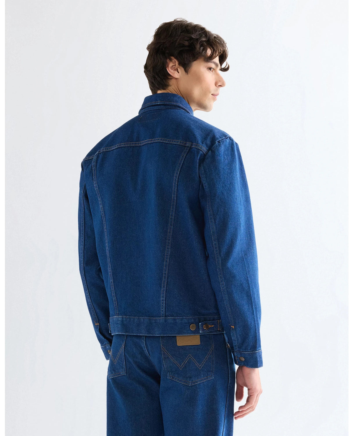 COWBOY CUT JACKET prewashed indigo | Bildmaterial bereitgestellt von SHOES.PLEASE.