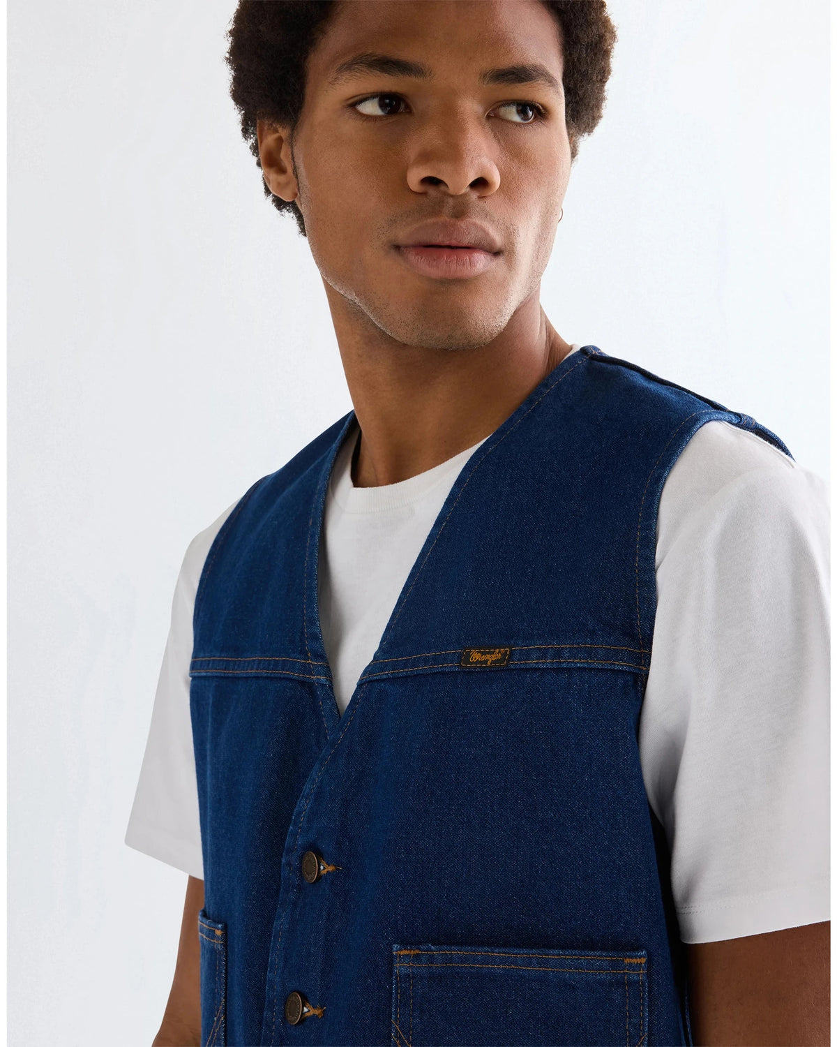 COWBOY CUT VEST prewashed indigo | Bildmaterial bereitgestellt von SHOES.PLEASE.