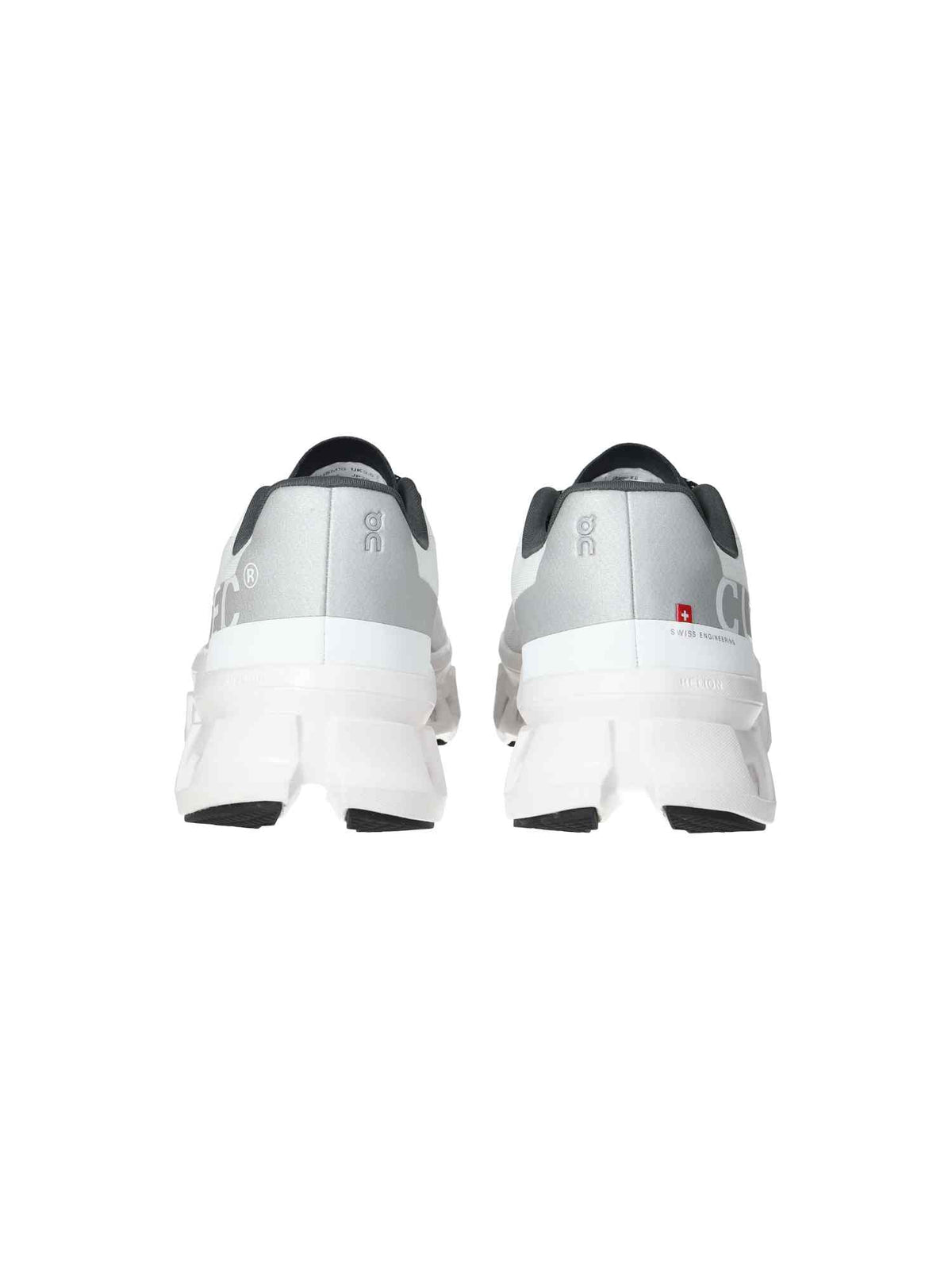 61.98433 W Cloudmonster all white | Bildmaterial bereitgestellt von SHOES.PLEASE.