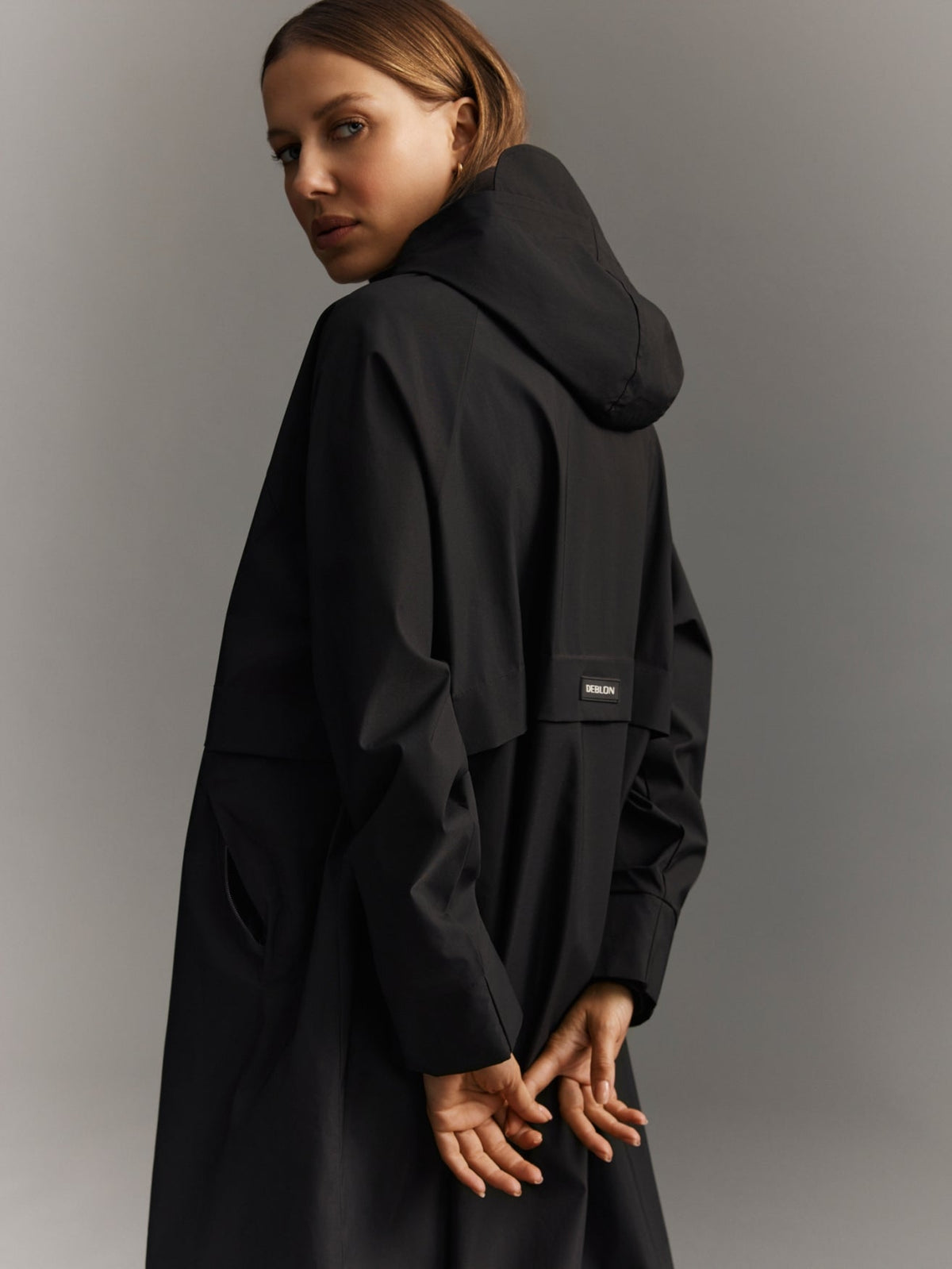 Romy Raincoat black | Bildmaterial bereitgestellt von SHOES.PLEASE.