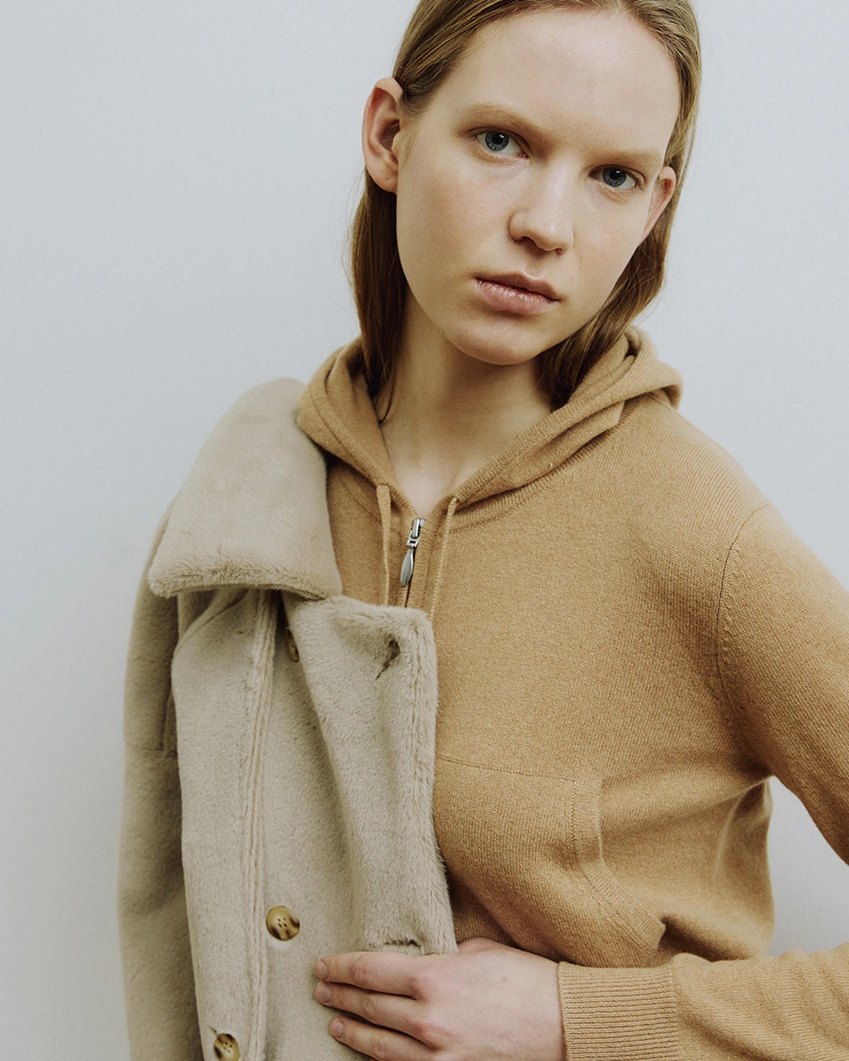 Cley Cropped Trench Jacket mink | Bildmaterial bereitgestellt von SHOES.PLEASE.