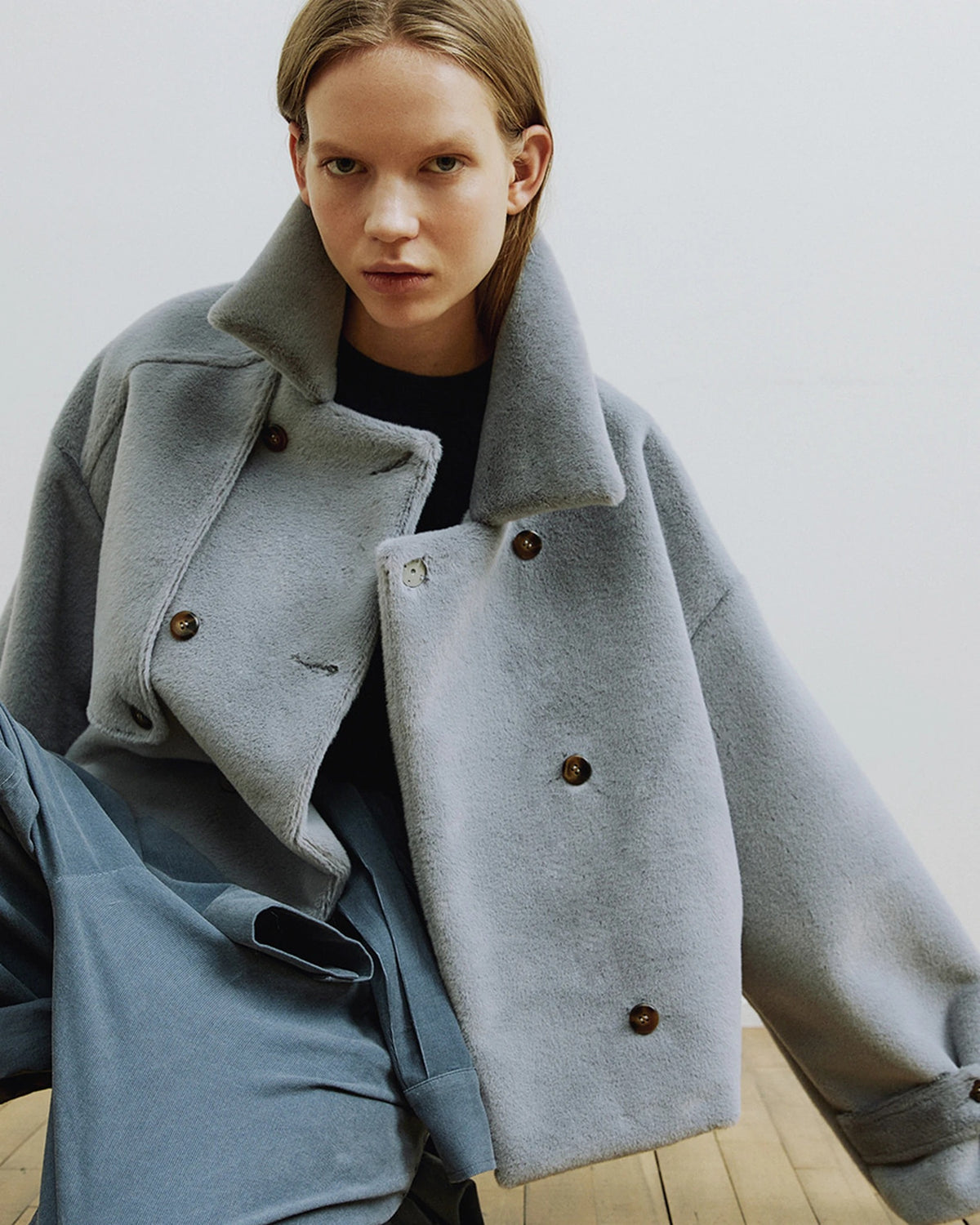 Cley Cropped Trench Jacket steel | Bildmaterial bereitgestellt von SHOES.PLEASE.