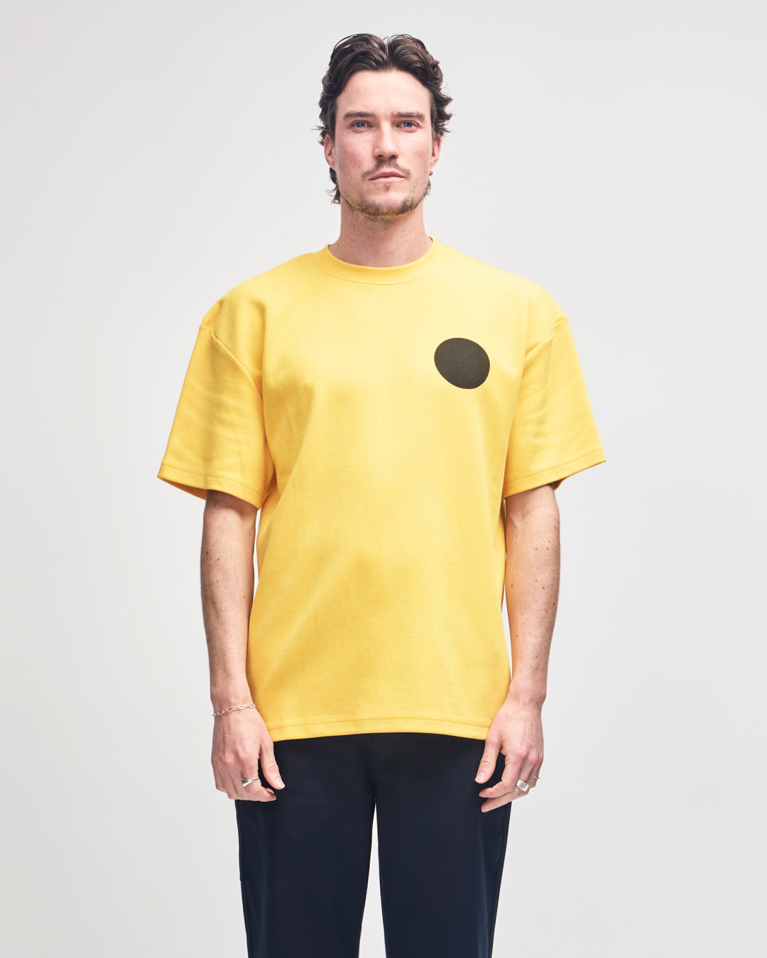 Munich Address Tee Spectra yellow | Bildmaterial bereitgestellt von SHOES.PLEASE.