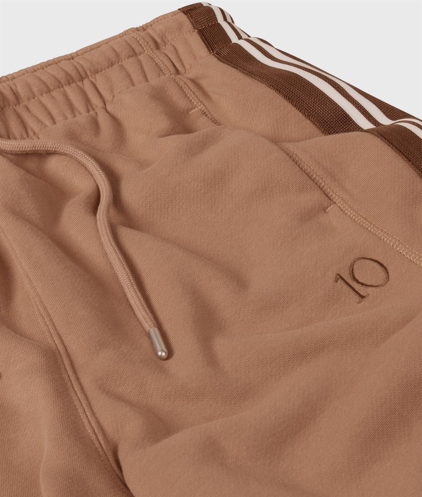 Western Jogger Tape fudge | Bildmaterial bereitgestellt von SHOES.PLEASE.