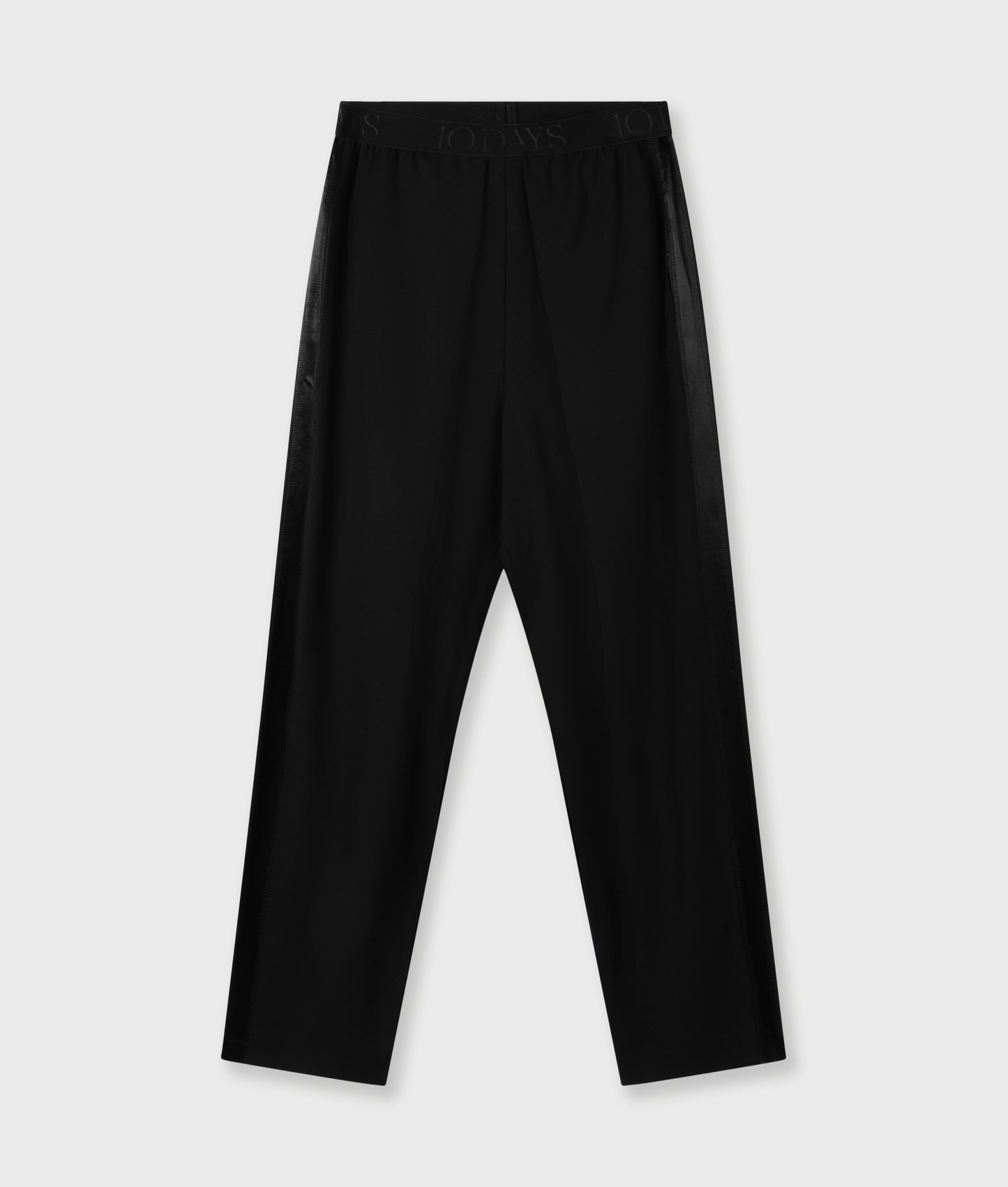 Pleated Pants black | Bildmaterial bereitgestellt von SHOES.PLEASE.
