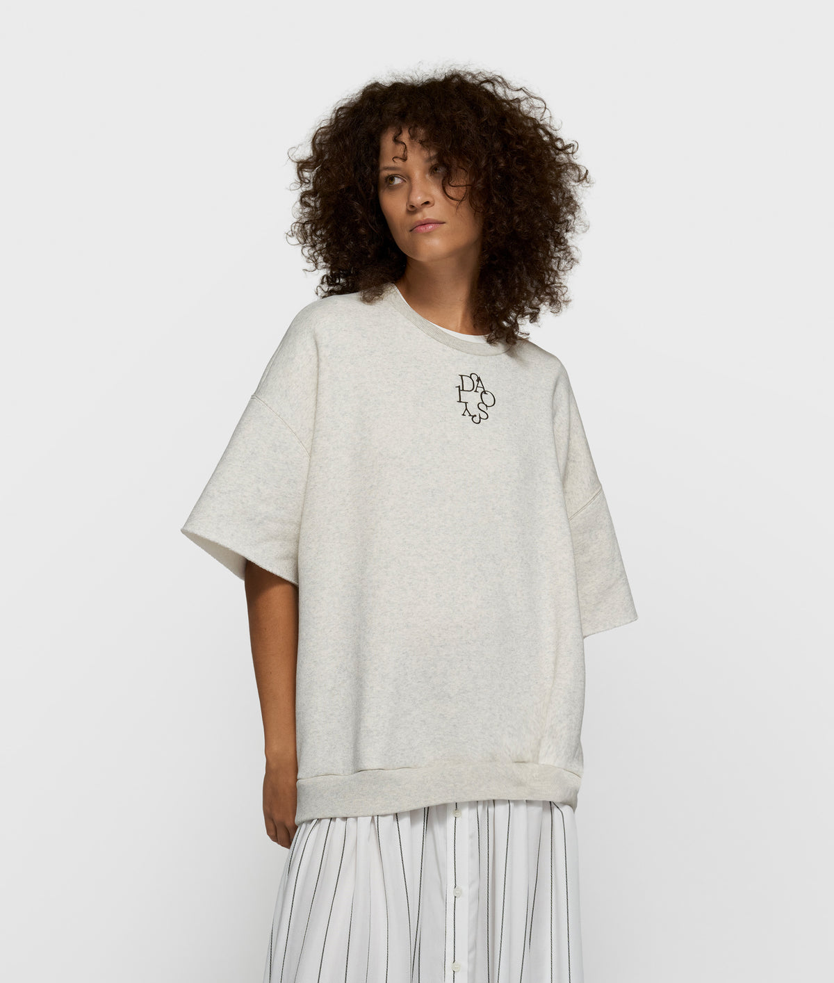 Statement Sweater Dress soft white melee | Bildmaterial bereitgestellt von SHOES.PLEASE.