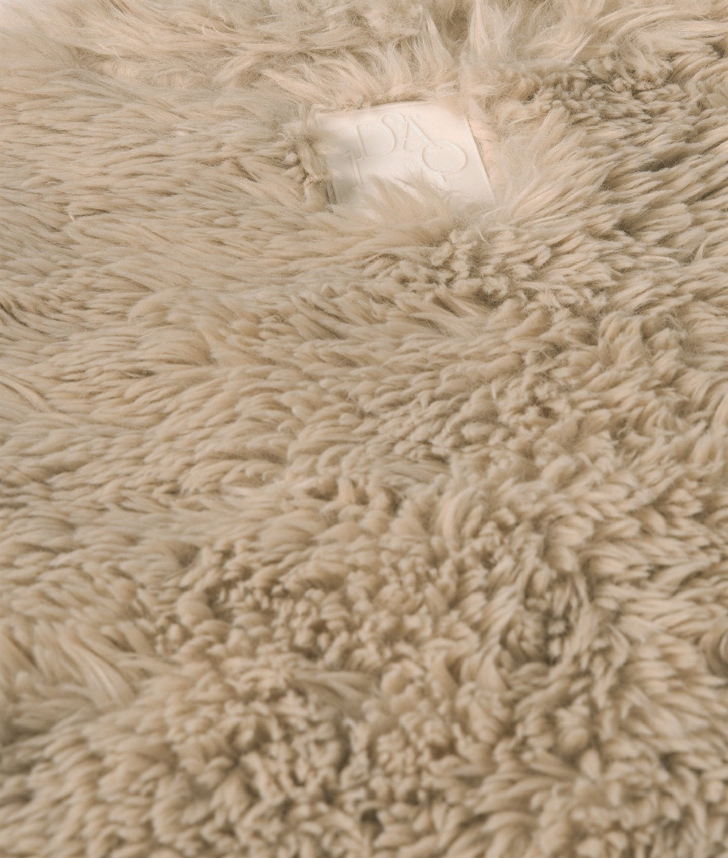 Fluffy Gilet pearl | Bildmaterial bereitgestellt von SHOES.PLEASE.