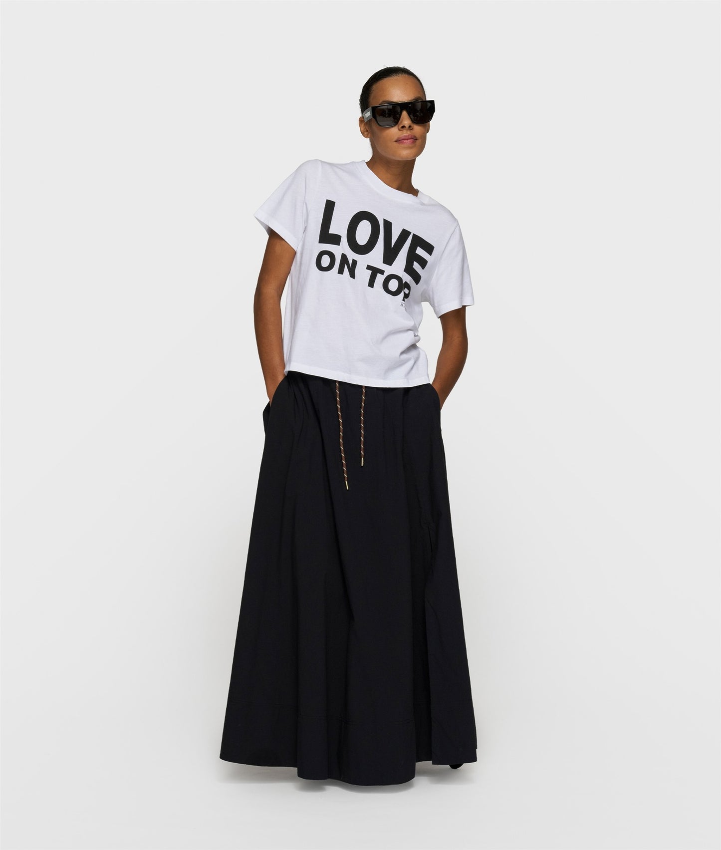 Skirt Poplin black | Bildmaterial bereitgestellt von SHOES.PLEASE.