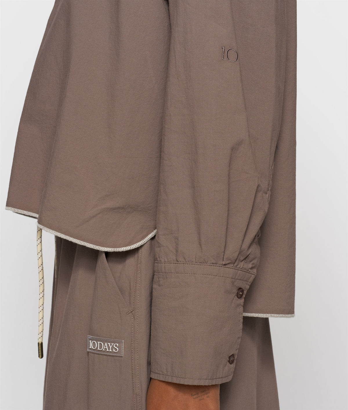 Cropped Shirt Poplin moonrock | Bildmaterial bereitgestellt von SHOES.PLEASE.