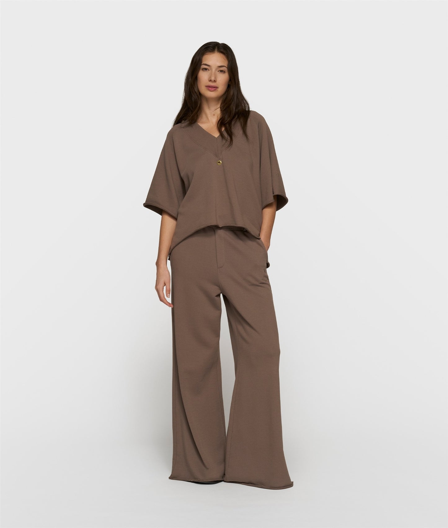 Short Sleeve Sweater V-Neck moonrock | Bildmaterial bereitgestellt von SHOES.PLEASE.