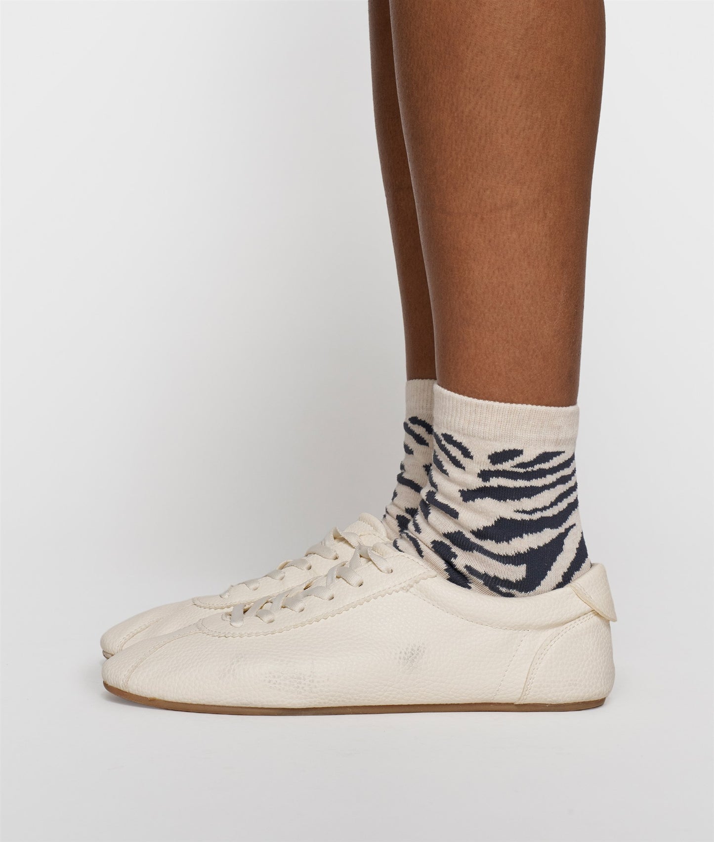 Socks Zebra soft white melee | Bildmaterial bereitgestellt von SHOES.PLEASE.